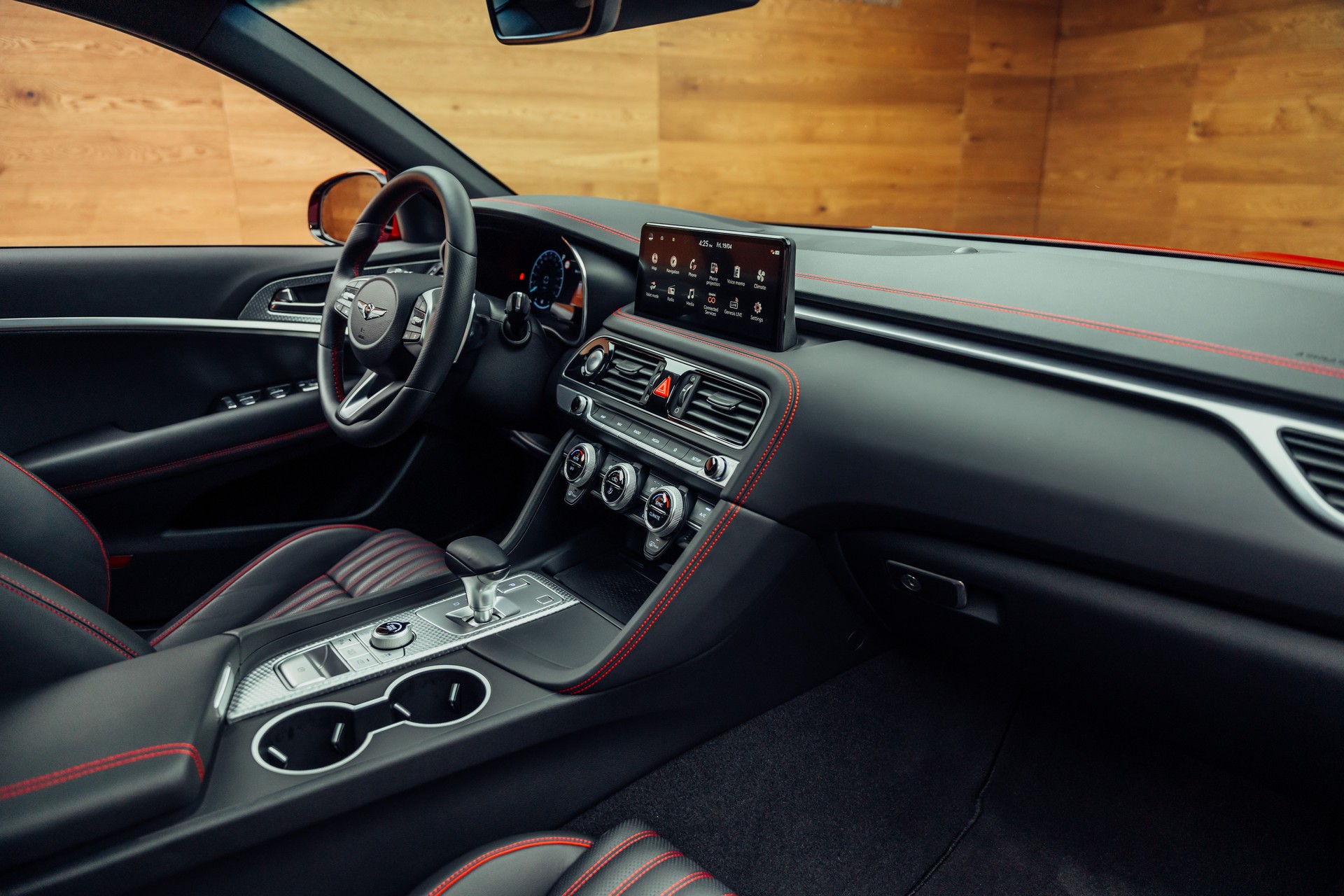 GENESIS G70 2.2 CRDI Sport AT8 AWD-image-5