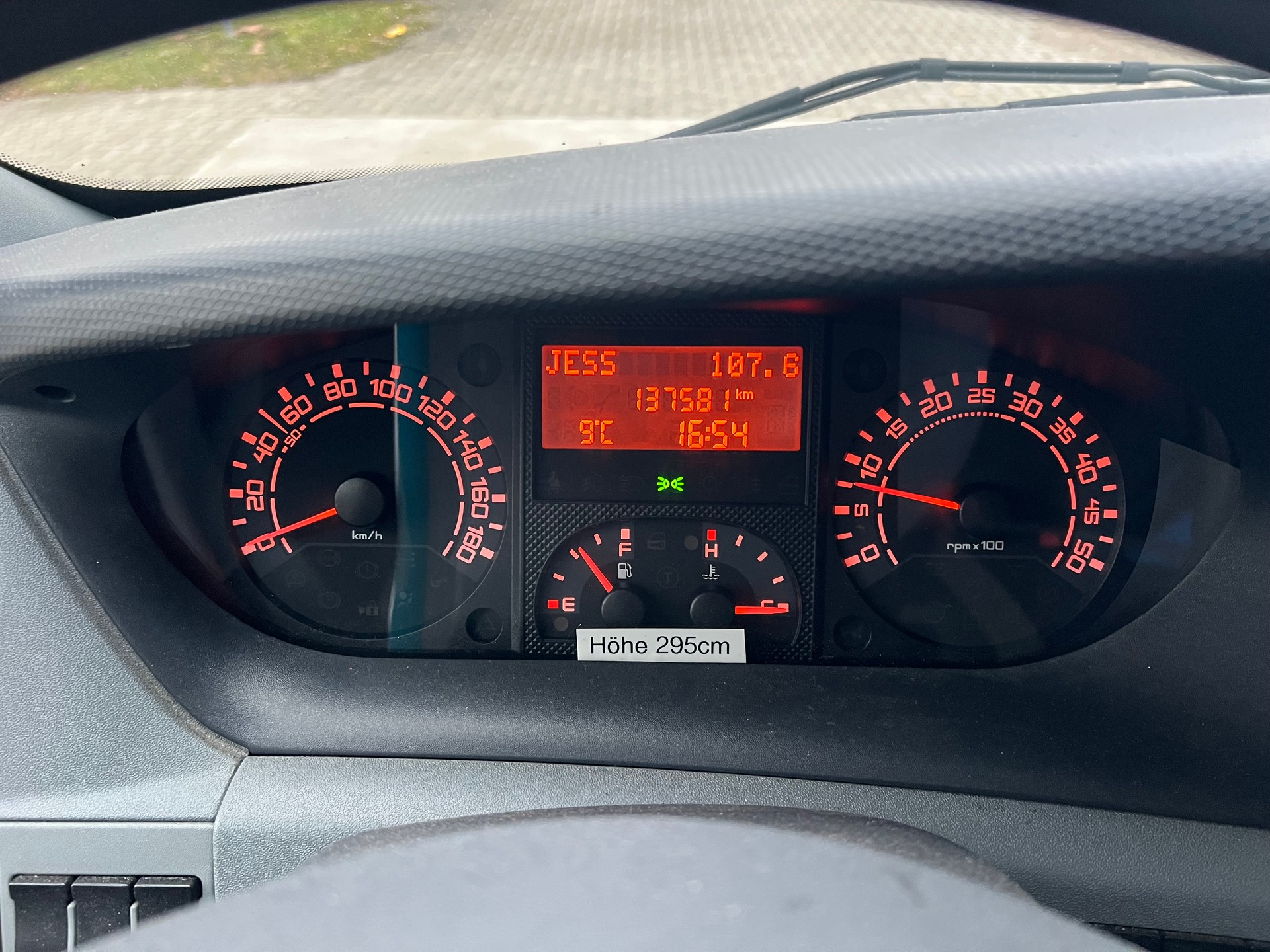 IVECO DAILY 35 S 14 G-image-16