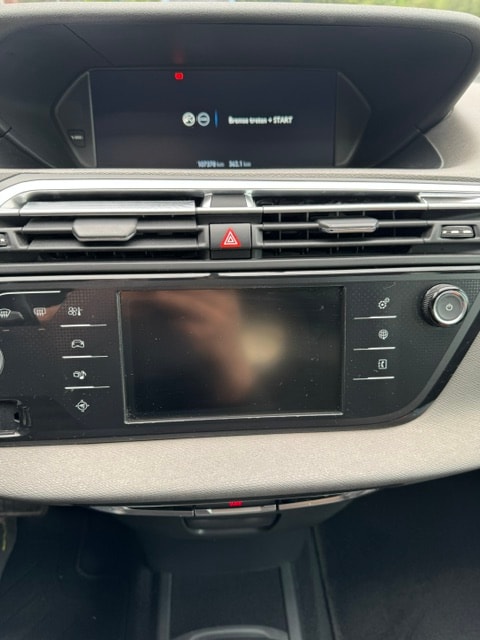 CITROEN C4 Picasso 1.6i 16V e-THP Exclusive Automatic-image-16