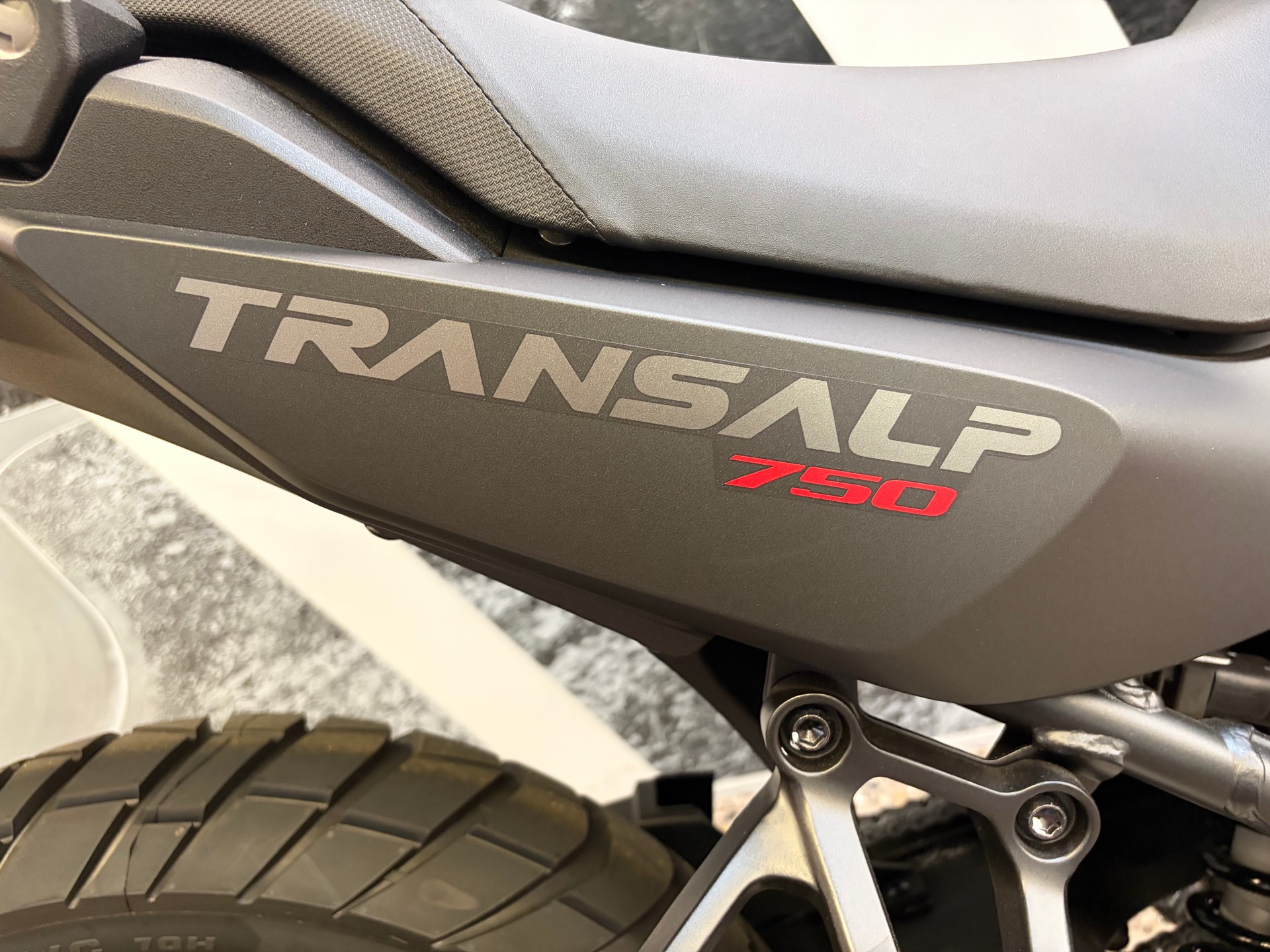 HONDA XL 750 C Transalp mit e-clutch / auch als 35KW Version-image-5