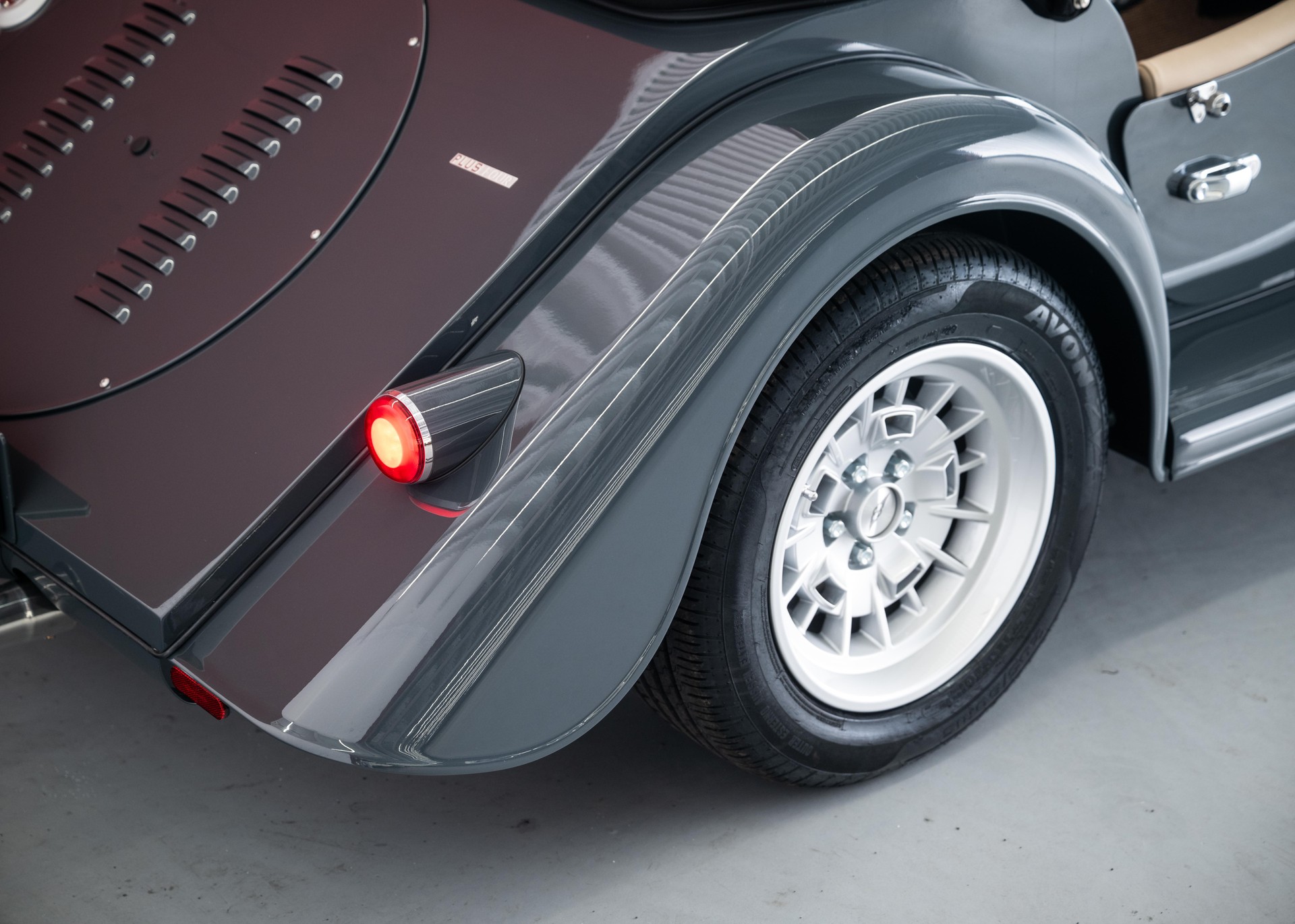 MORGAN Plus Four 2.0 Automatic (Swiss new car, 30-month factory warranty)-image-15