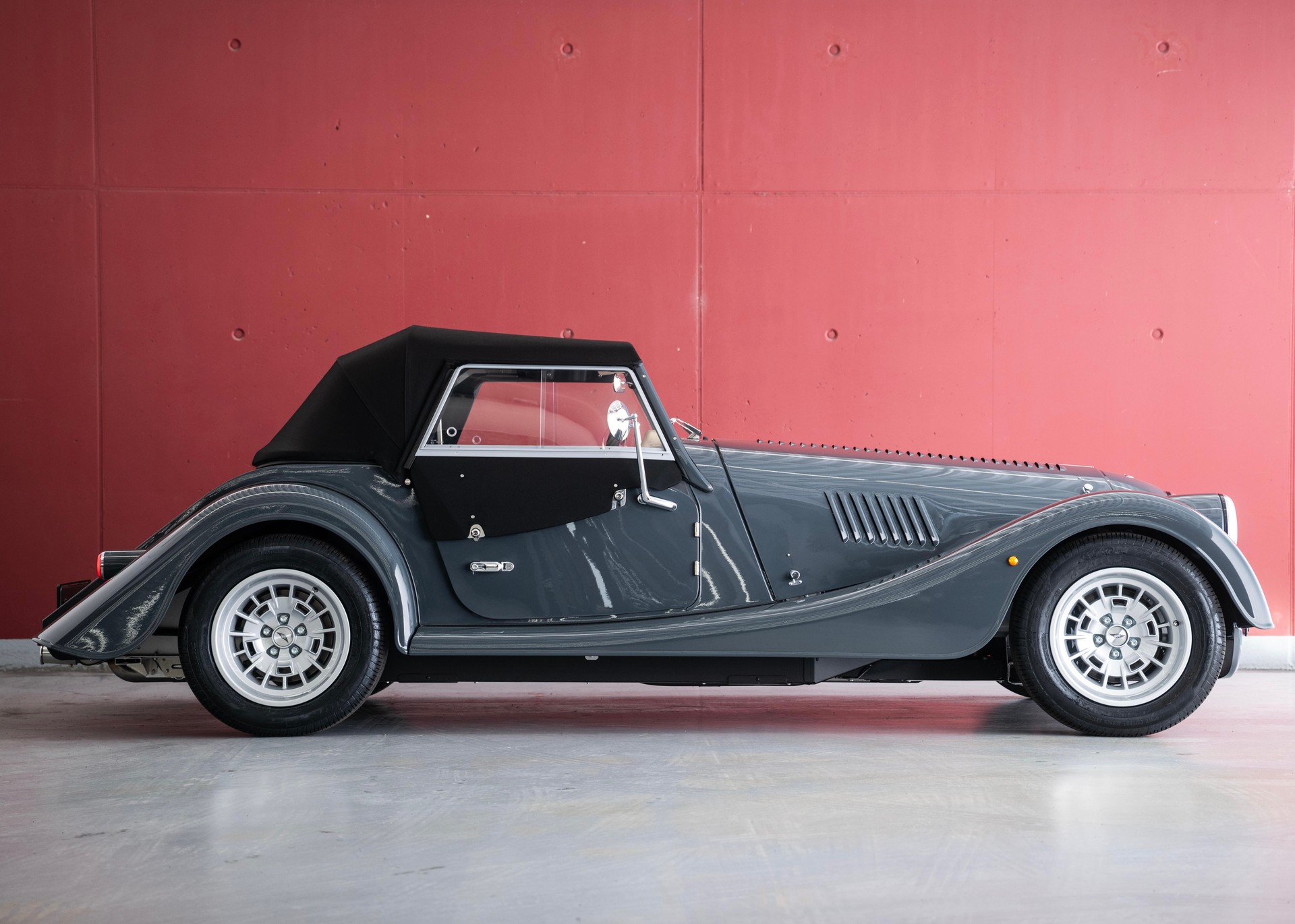 MORGAN Plus Four 2.0 Automatic (Swiss new car, 30-month factory warranty)-image-6