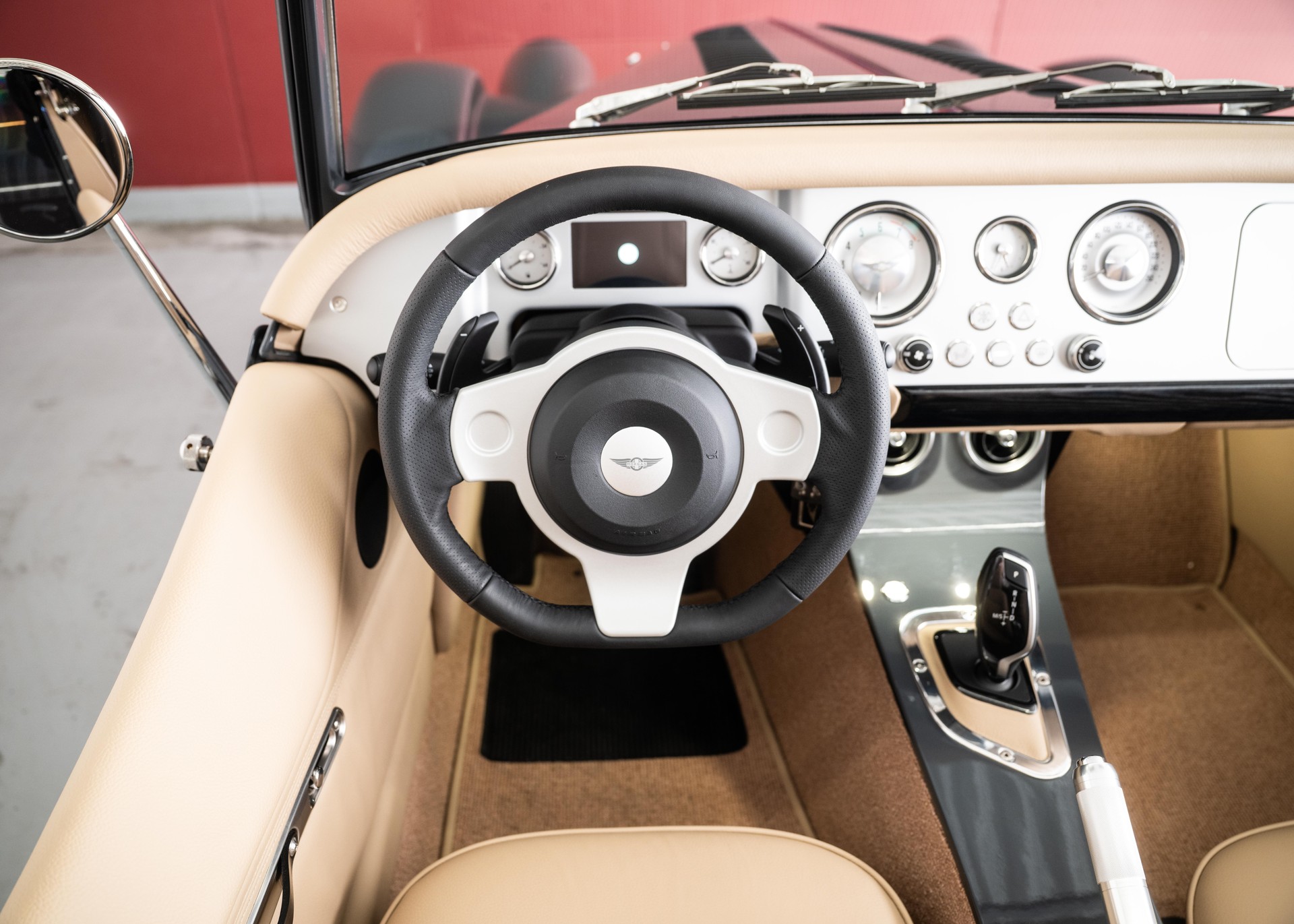 MORGAN Plus Four 2.0 Automatic (Swiss new car, 30-month factory warranty)-image-18