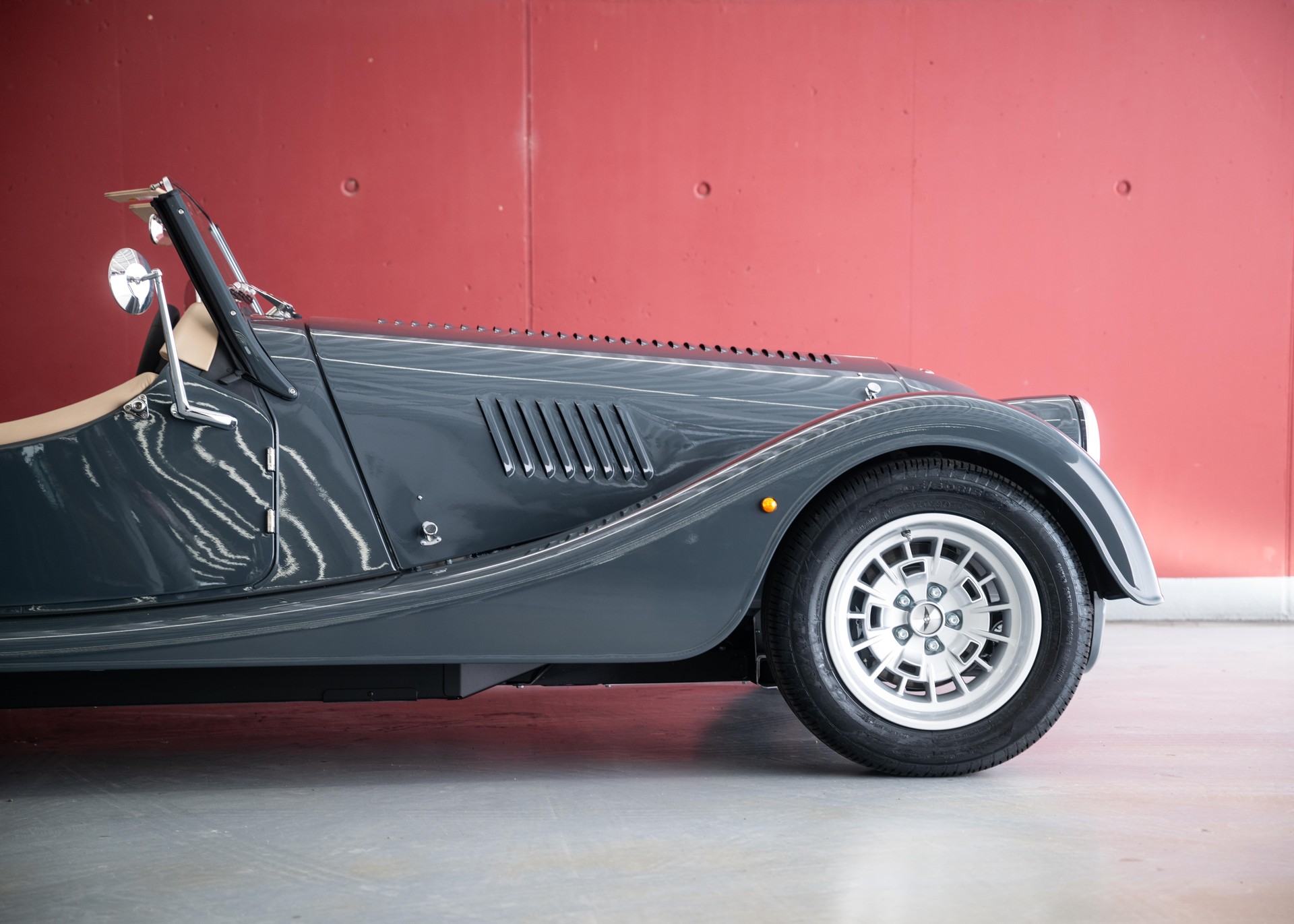 MORGAN Plus Four 2.0 Automatic (Swiss new car, 30-month factory warranty)-image-9