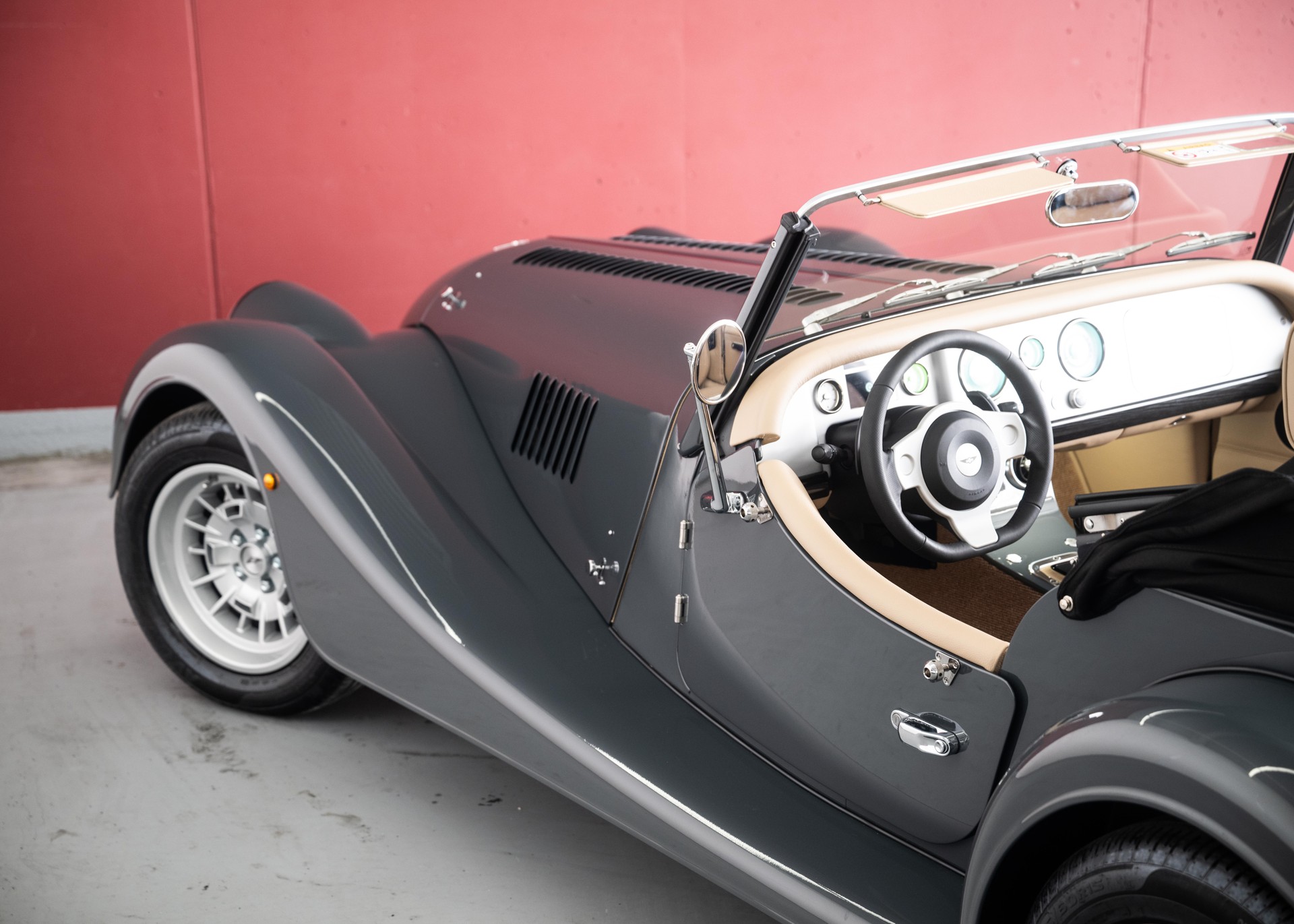 MORGAN Plus Four 2.0 Automatic (Swiss new car, 30-month factory warranty)-image-12