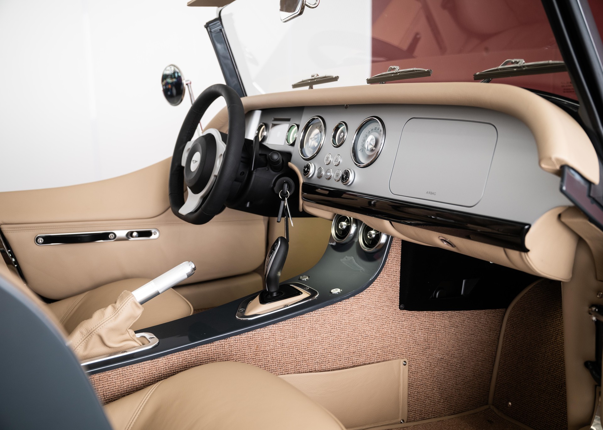 MORGAN Plus Four 2.0 Automatic (Swiss new car, 30-month factory warranty)-image-21