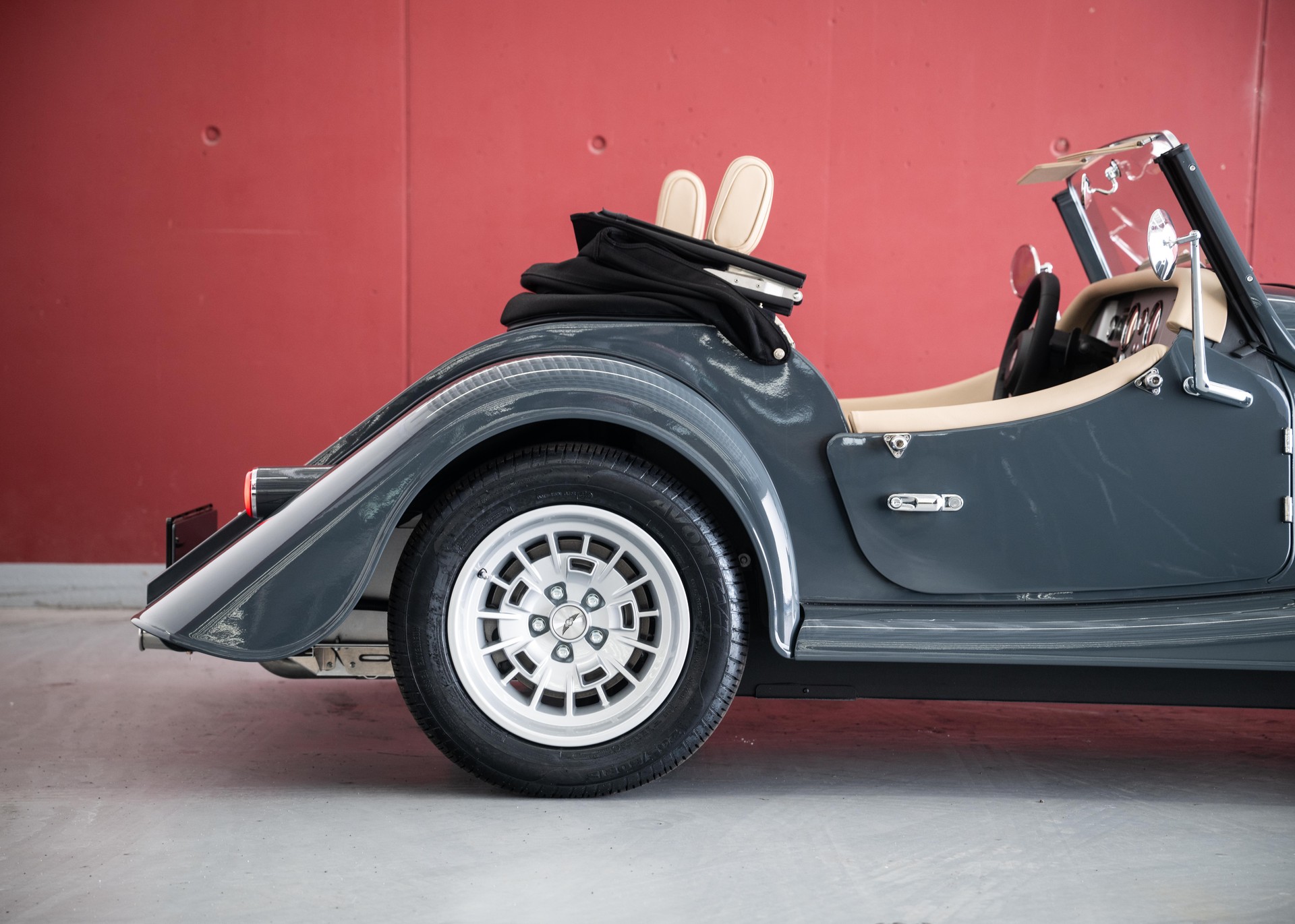 MORGAN Plus Four 2.0 Automatic (Swiss new car, 30-month factory warranty)-image-8