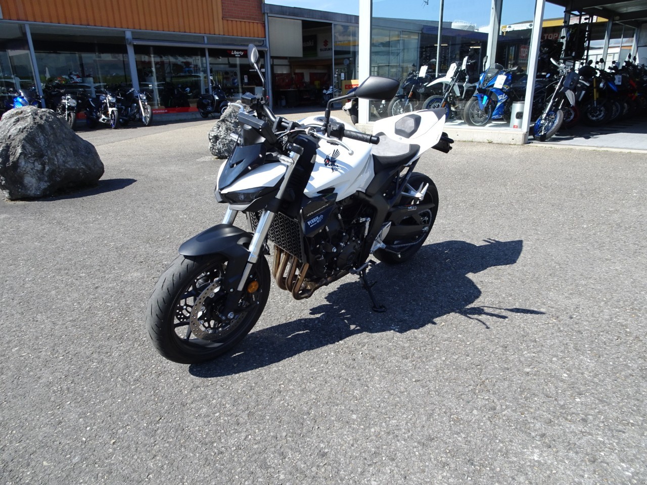 HONDA CB 1000 Hornet-image-3