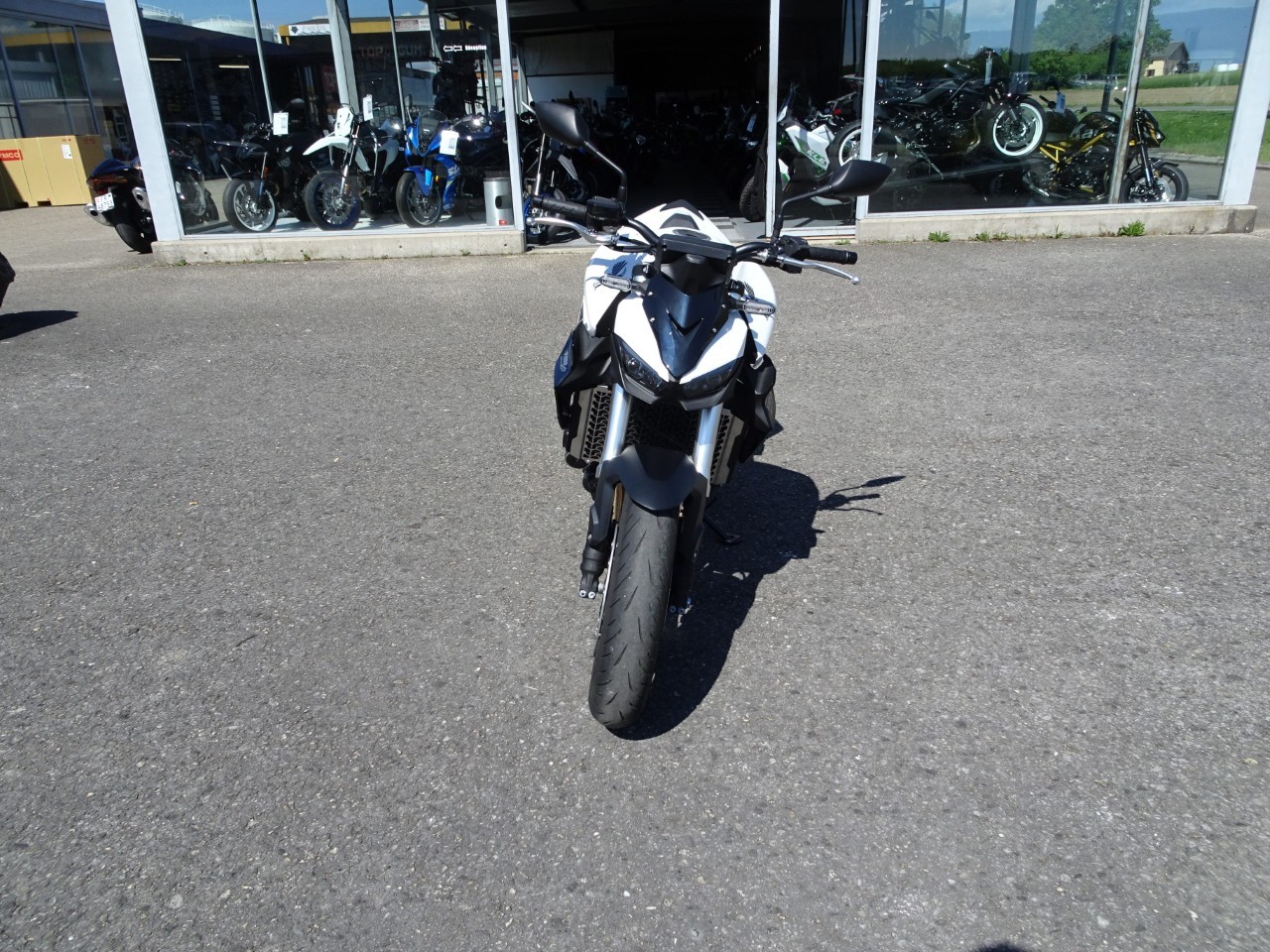 HONDA CB 1000 Hornet-image-2