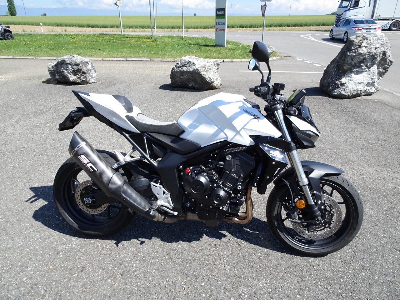 HONDA CB 1000 Hornet-image-0