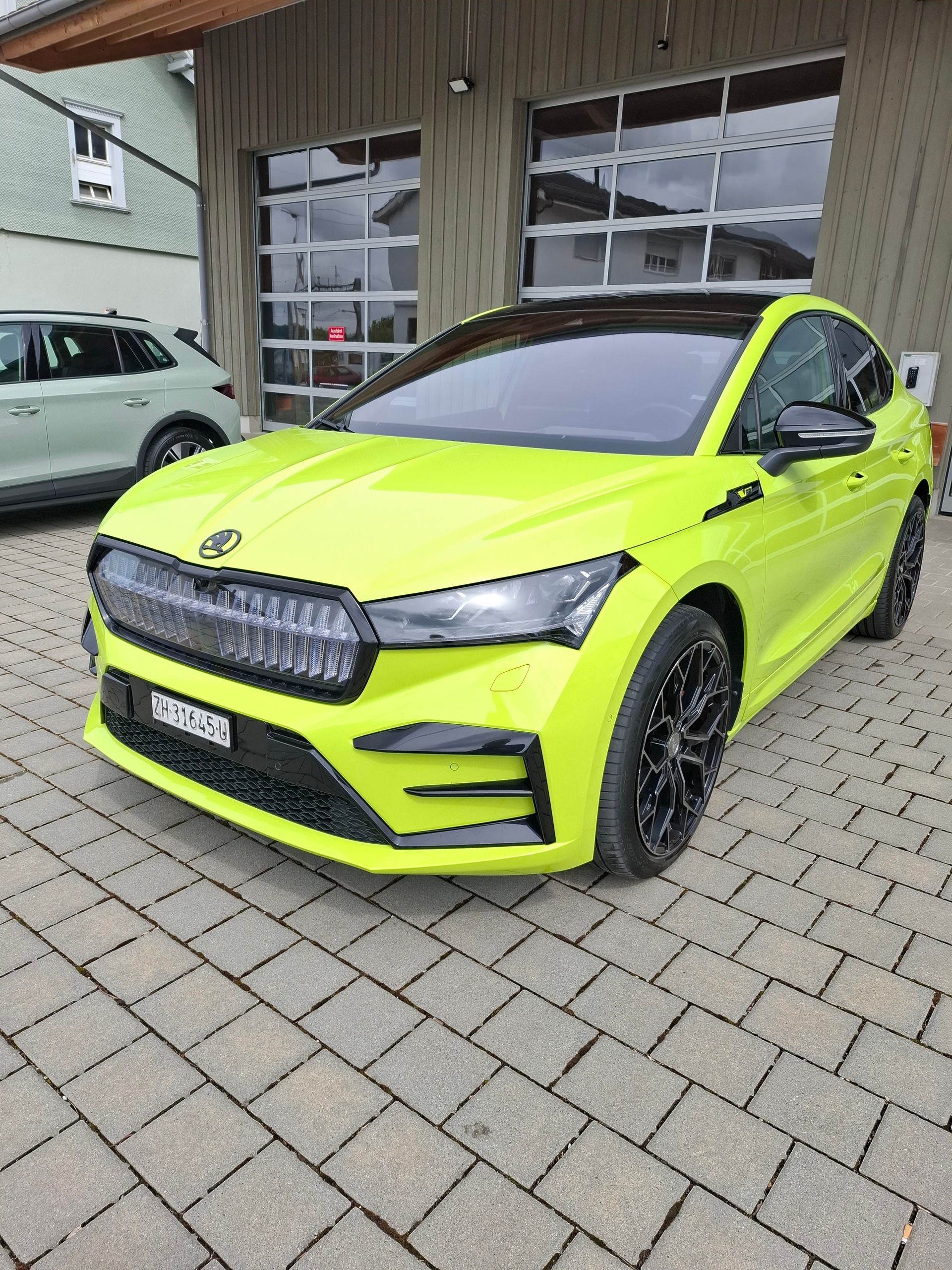 SKODA Enyaq Coupé iV RS 4x4