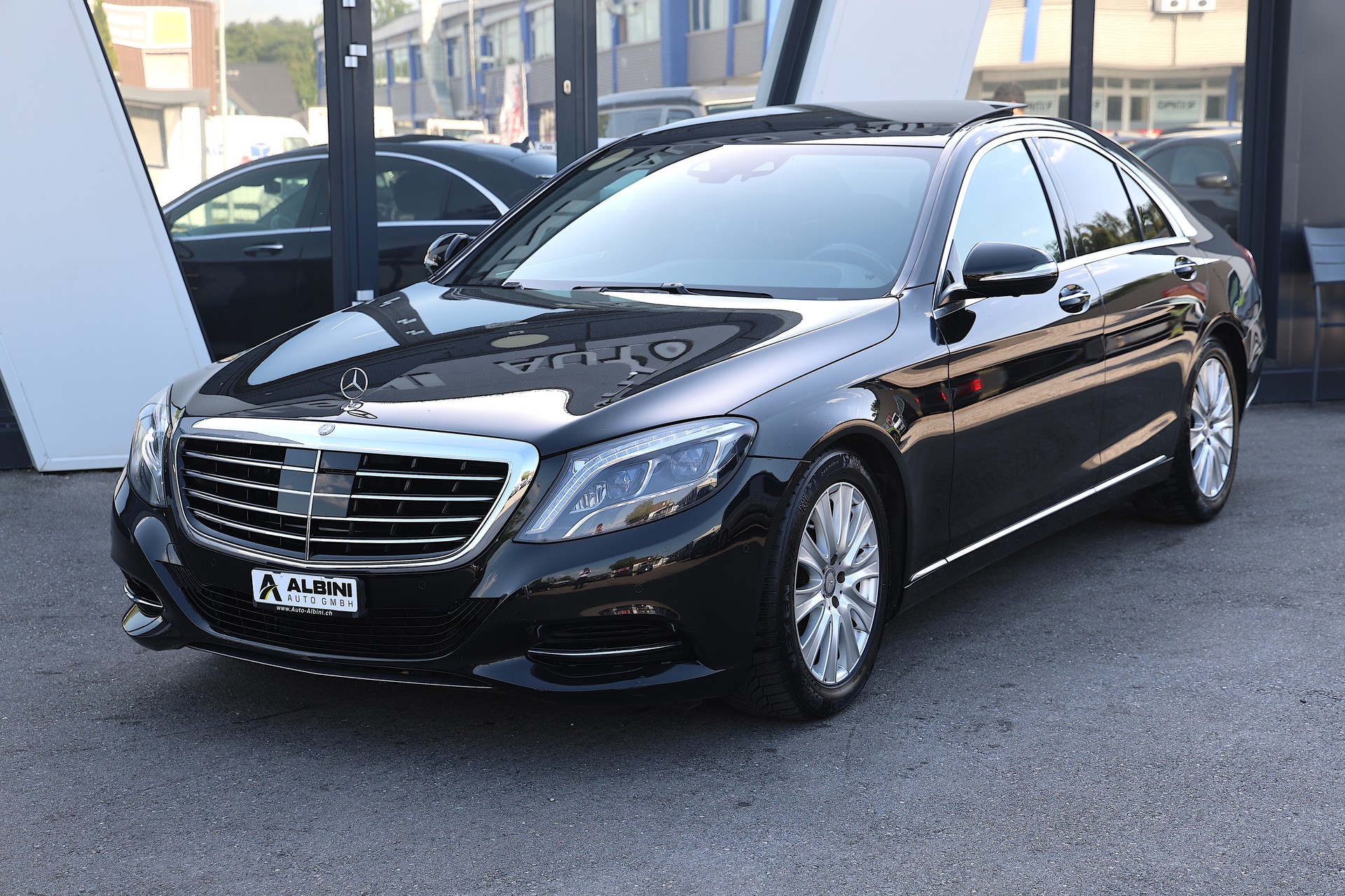 MERCEDES-BENZ S 350 BlueTEC 4Matic 7G-Tronic *Frisch ab MFK + Service*-showroom-element-1