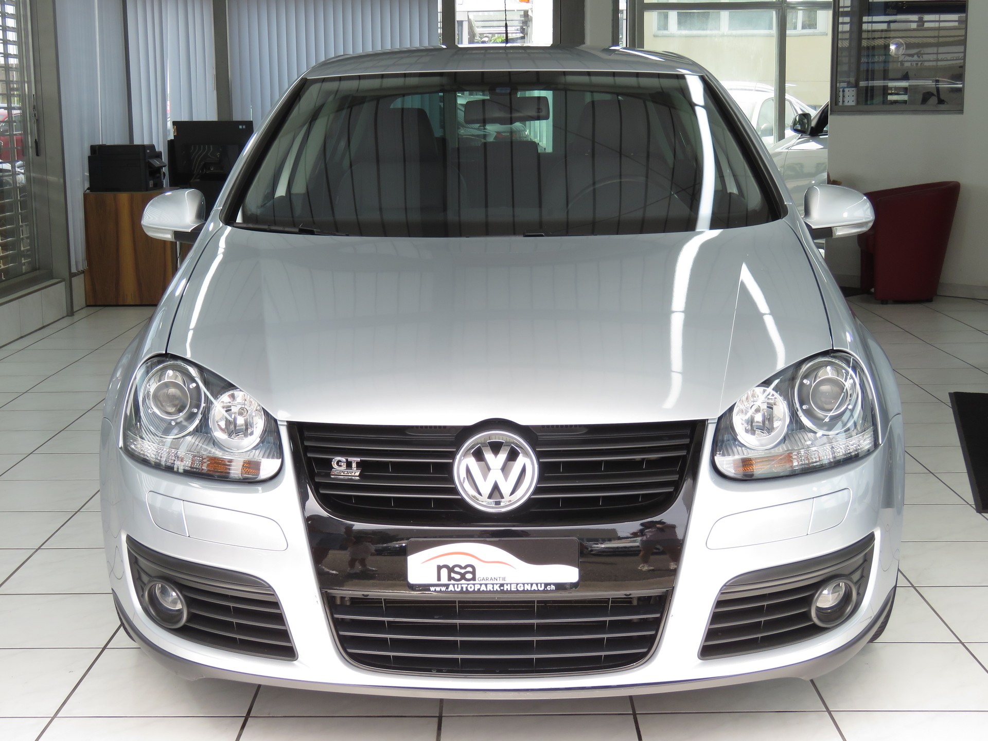 VW Golf 2.0 FSI GT Sport 4-Motion-image-1