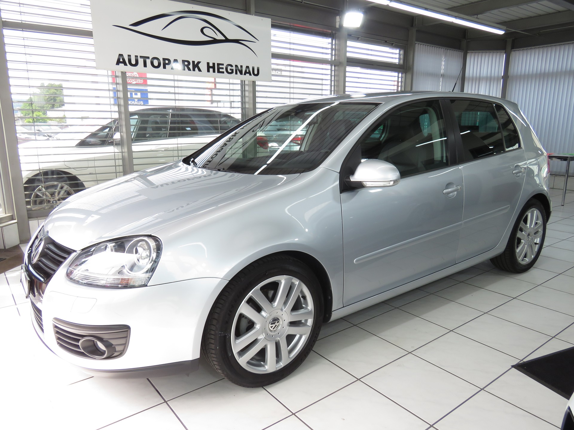 VW Golf 2.0 FSI GT Sport 4-Motion-image-0