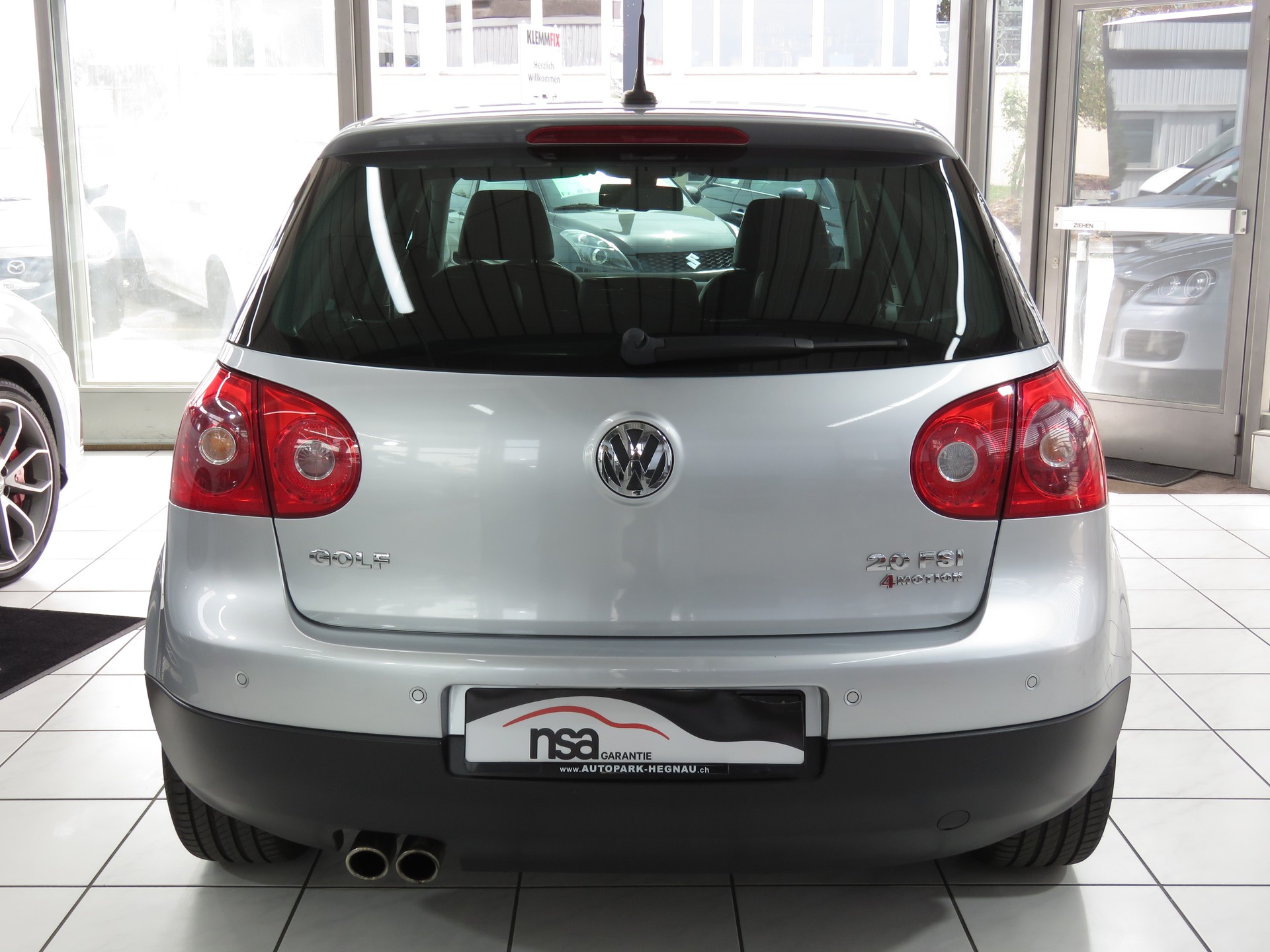 VW Golf 2.0 FSI GT Sport 4-Motion-image-4