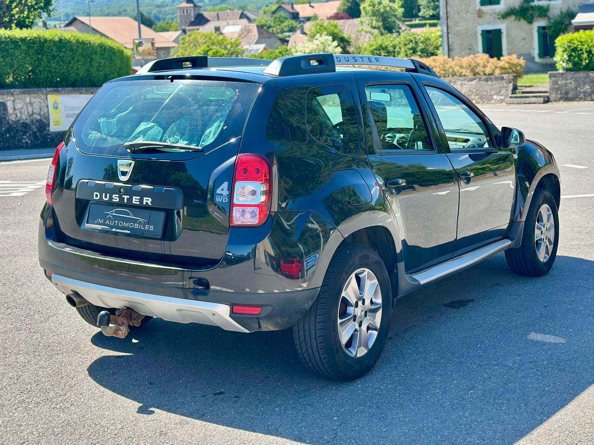 DACIA Duster 1.5 dCi Lauréate 4x4-image-2
