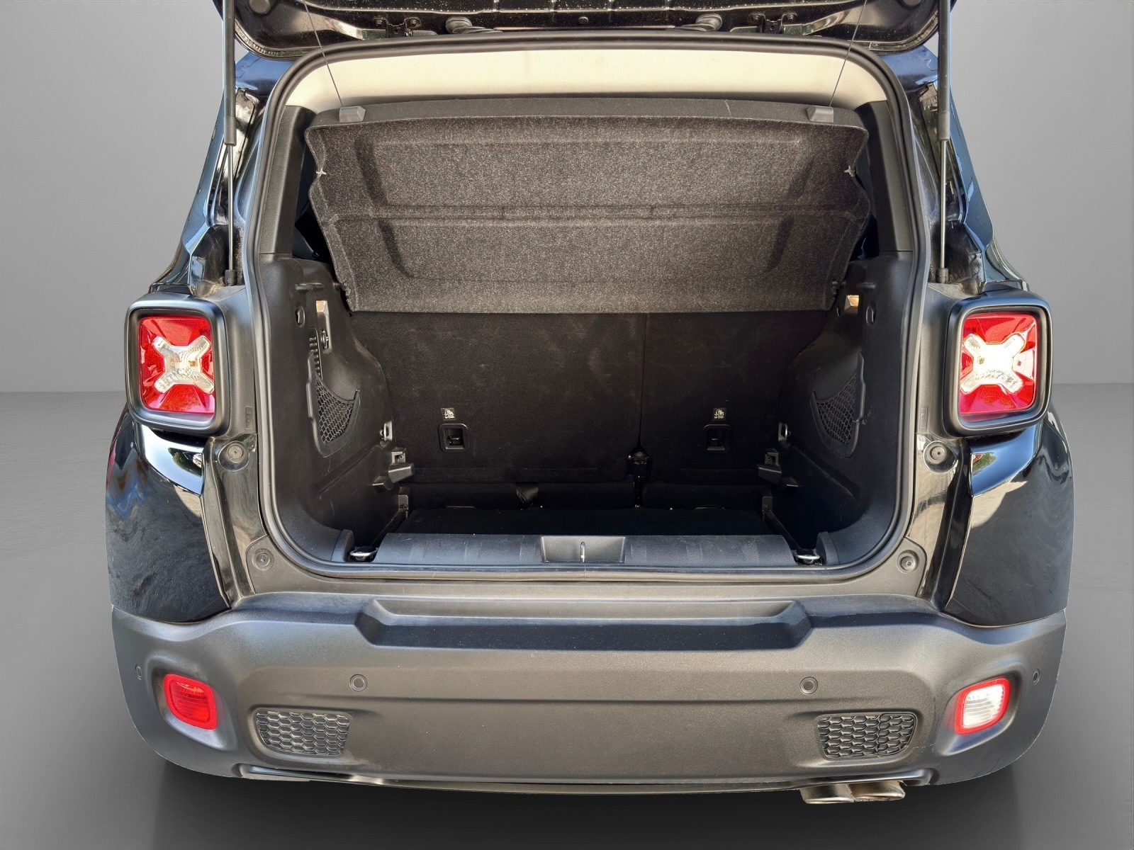 JEEP Renegade 2.0 CRD Freedom Edition AWD 9ATX-image-11
