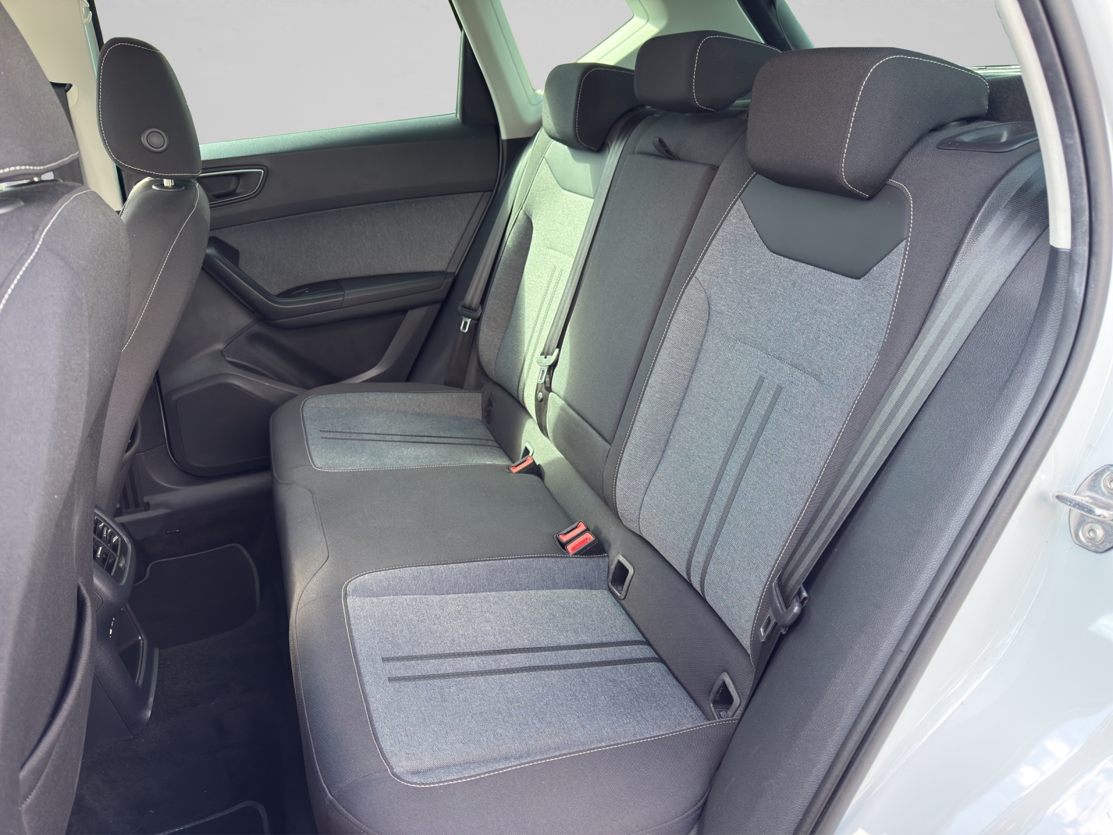 SEAT Ateca 1.5 TSI EVO DSG Xperience-image-10