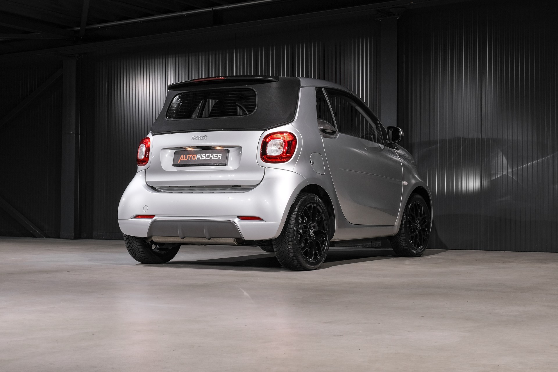 SMART Fortwo Urbanshadow Edition-image-6