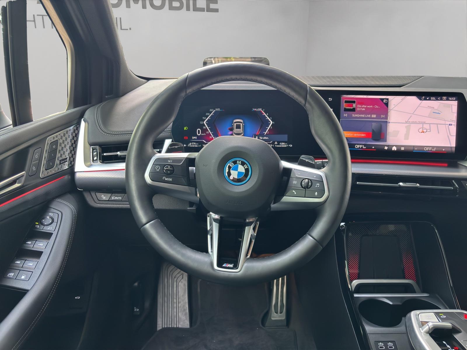 BMW 225e xDrive paddles Active Tourer-image-5