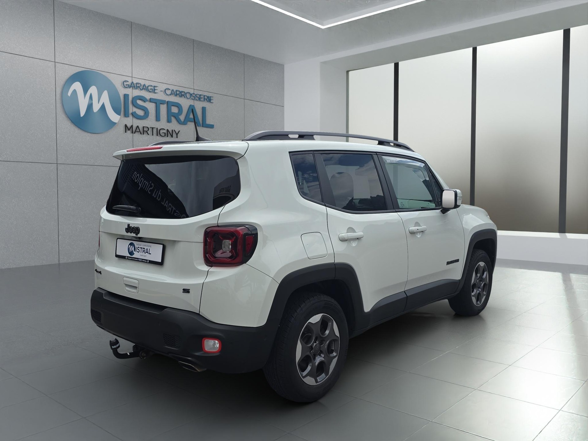 JEEP Renegade 1.3 Turbo S AWD-image-4