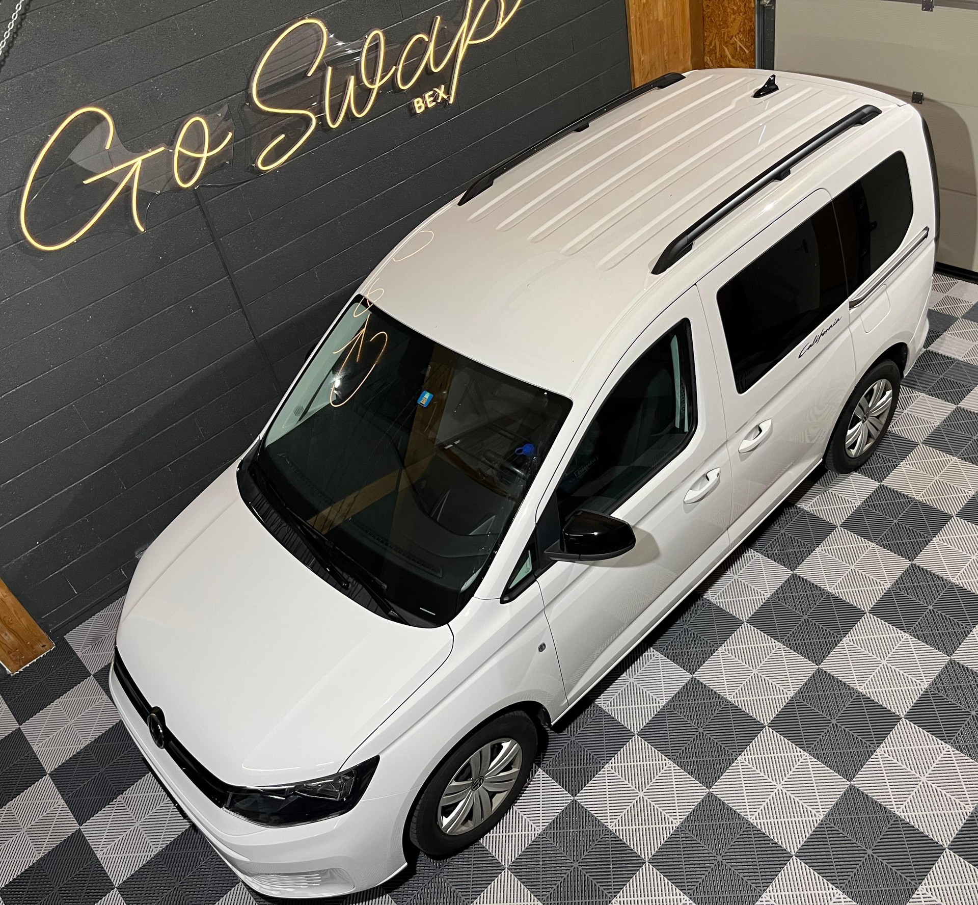 VW Caddy 1.5 TSI California DSG-image-4
