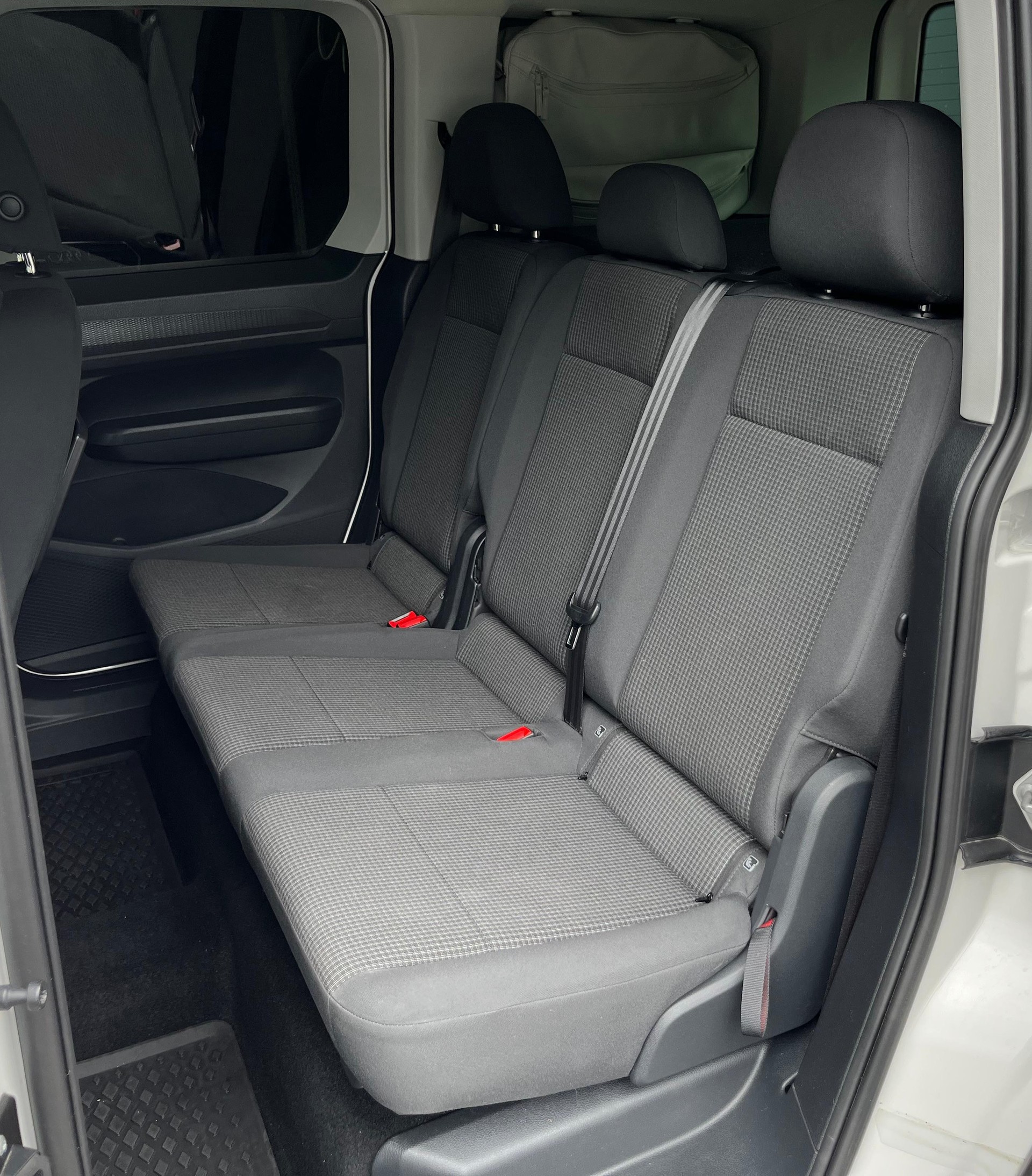 VW Caddy 1.5 TSI California DSG-image-9