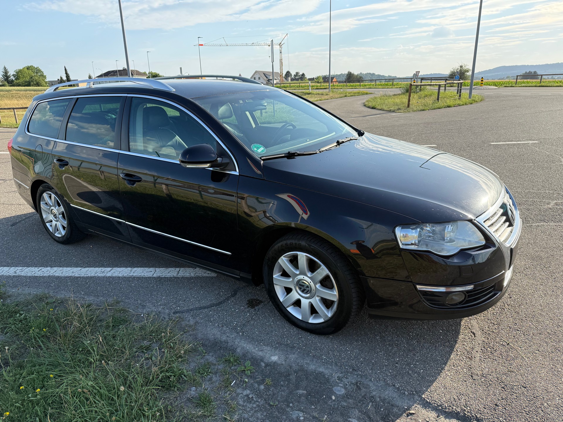 VW Passat Variant 2.0 TDI DSG AUTOMATIC-showroom-element-2
