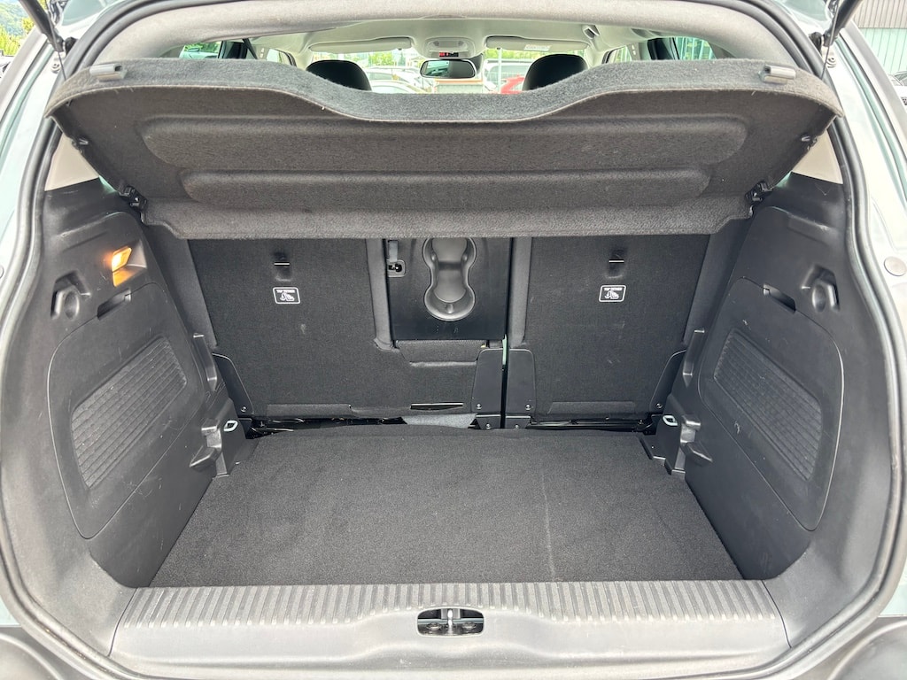 CITROEN C3 Aircross 1.2i PureTech Shine Pack EAT6-image-15