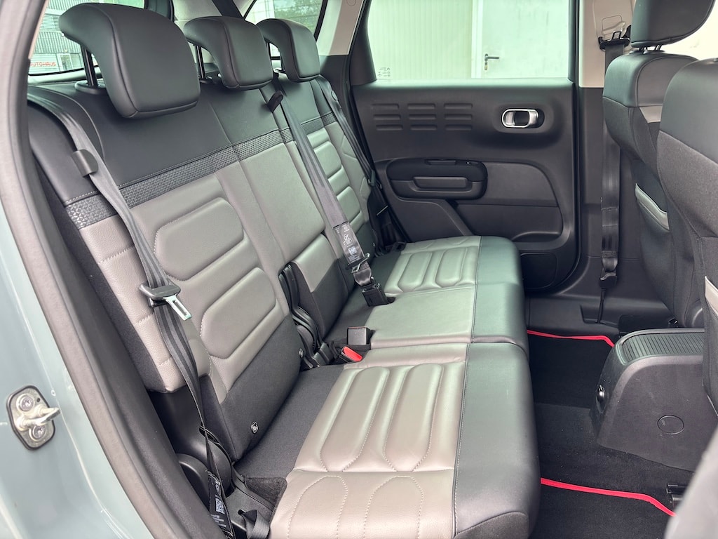 CITROEN C3 Aircross 1.2i PureTech Shine Pack EAT6-image-14