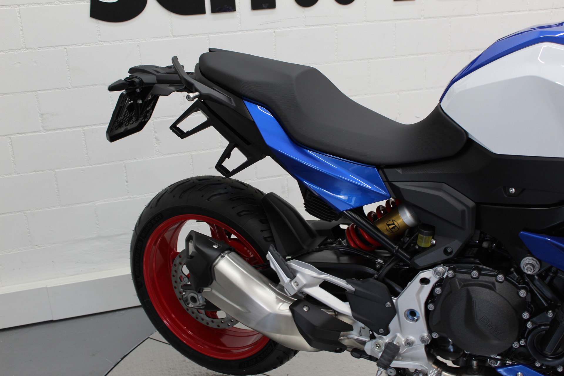 BMW F 900 XR A2-image-7
