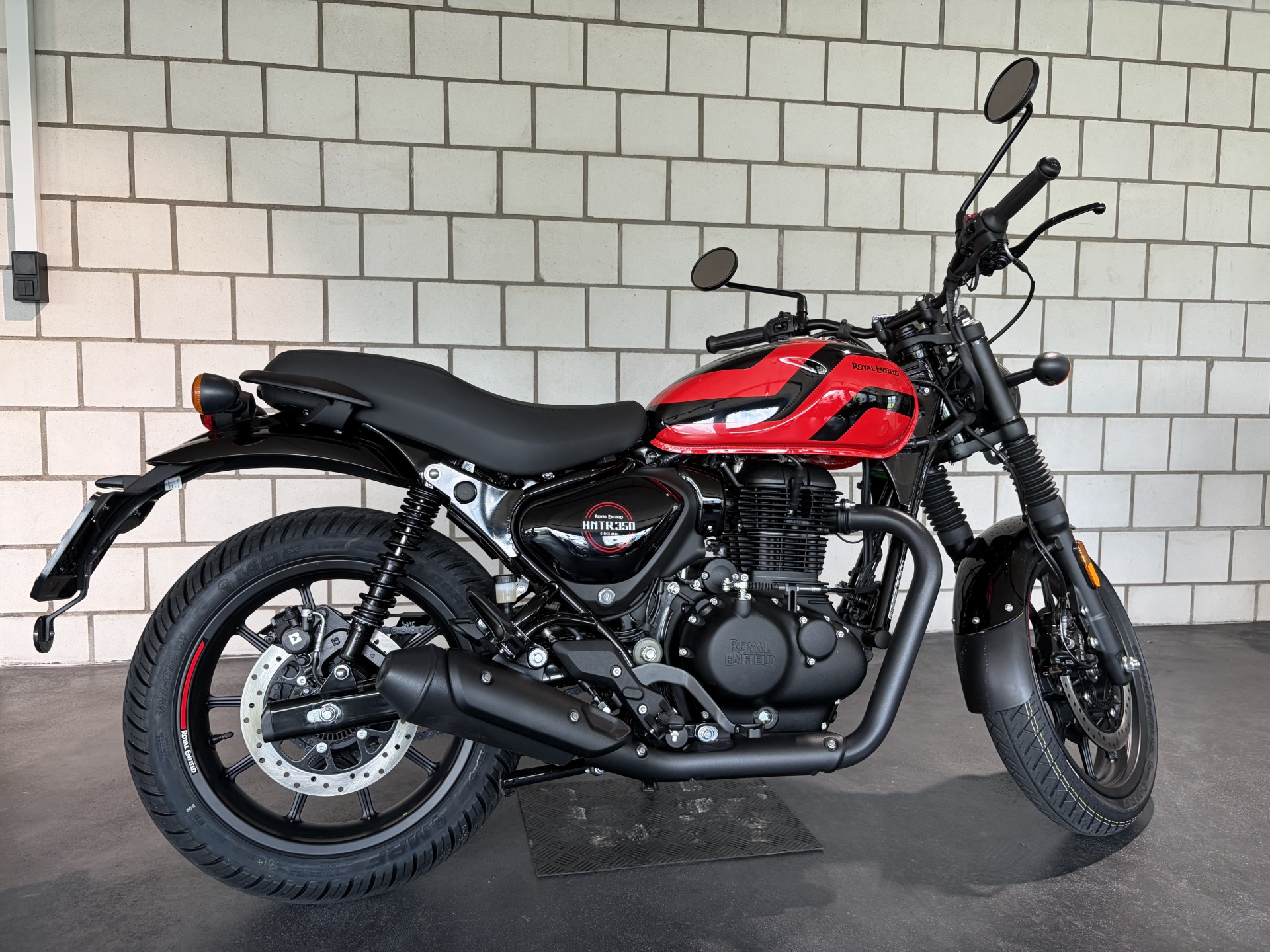 ROYAL ENFIELD Hntr 350 Rebel-image-2