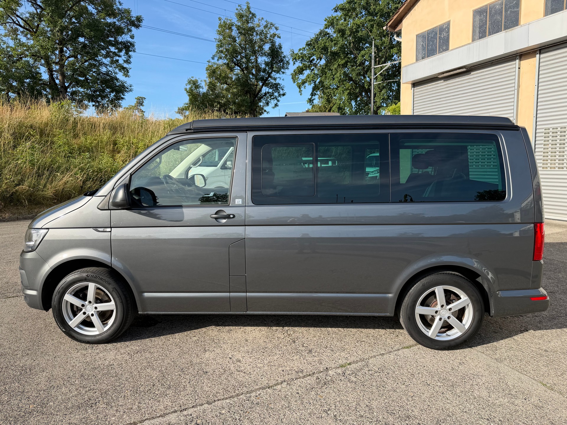 VW T6 California 2.0 TDI Beach DSG-showroom-element-1