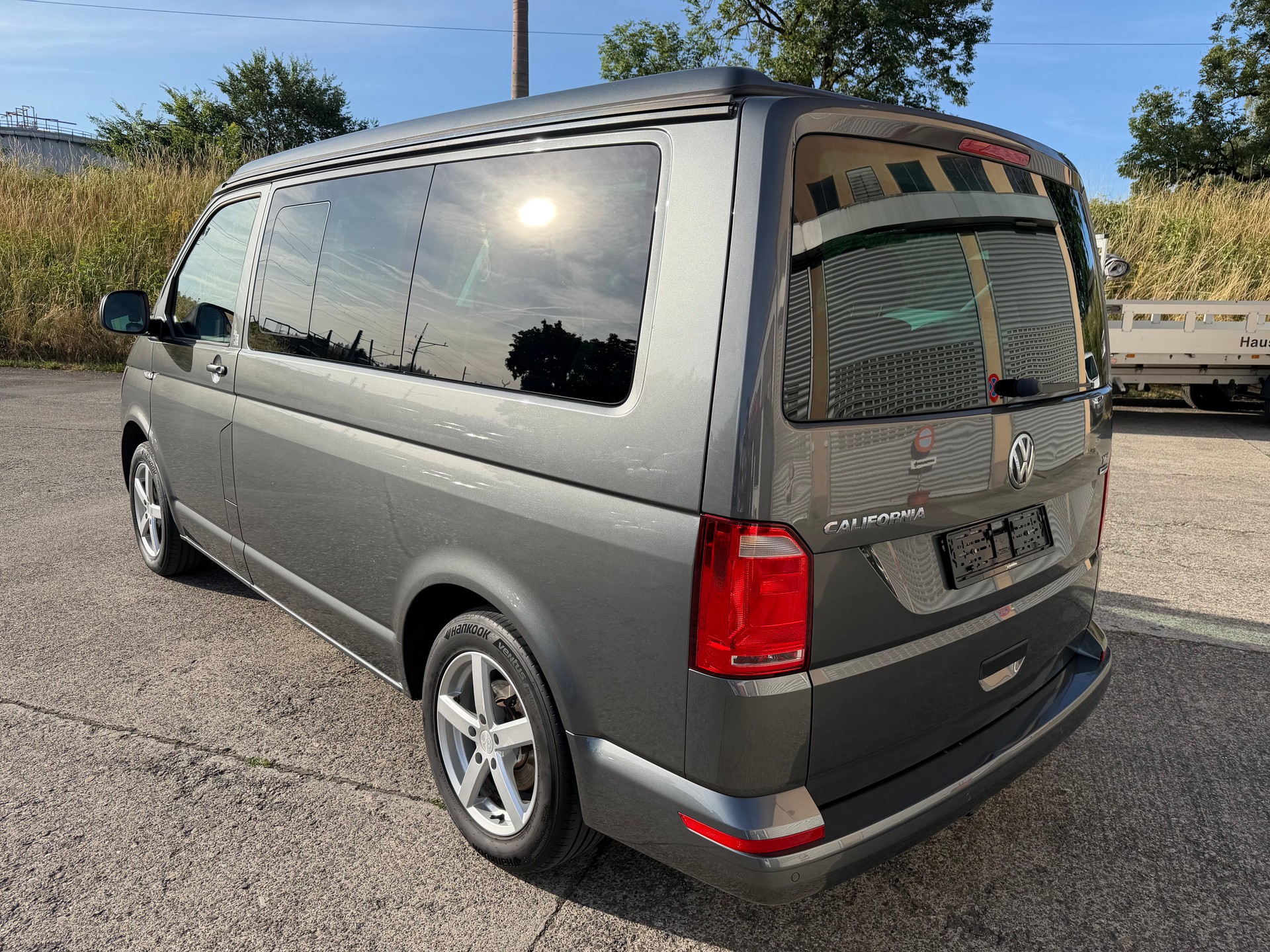VW T6 California 2.0 TDI Beach DSG-showroom-element-2