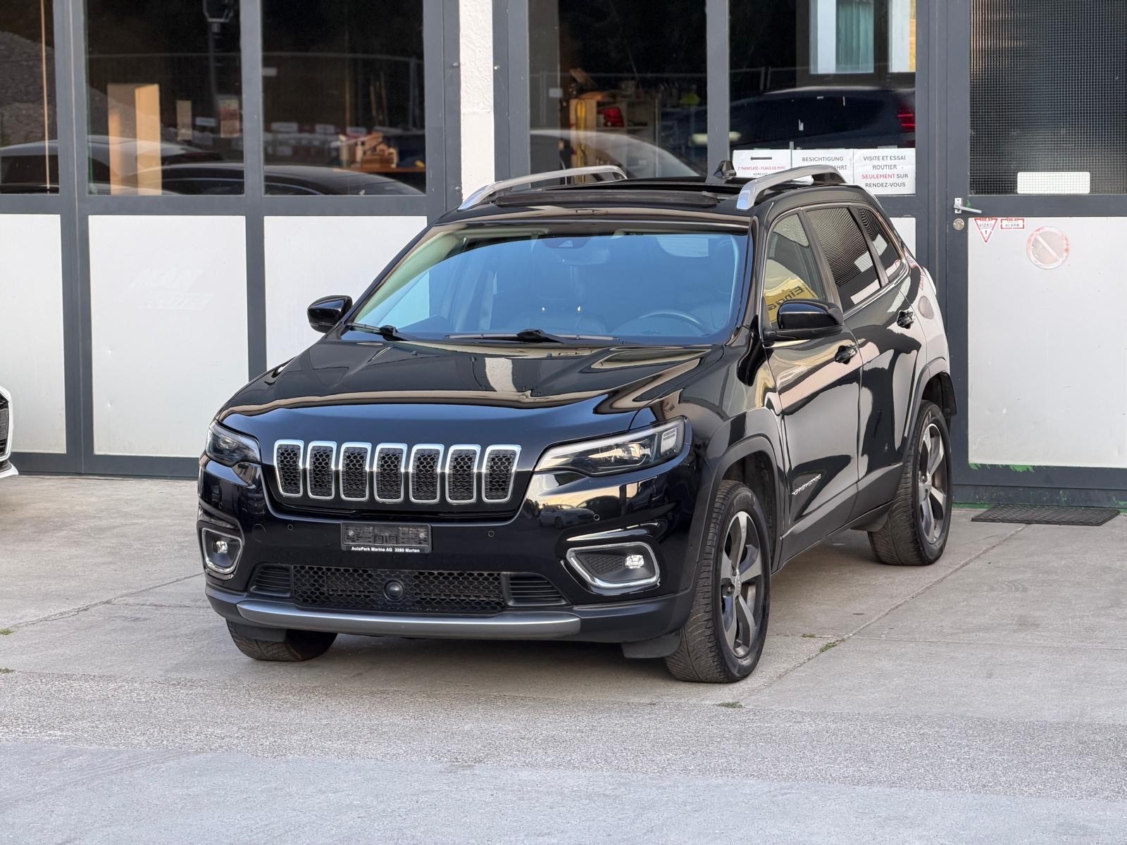 JEEP Cherokee 2.0 Limited AWD Drive I 9ATX-showroom-element-1