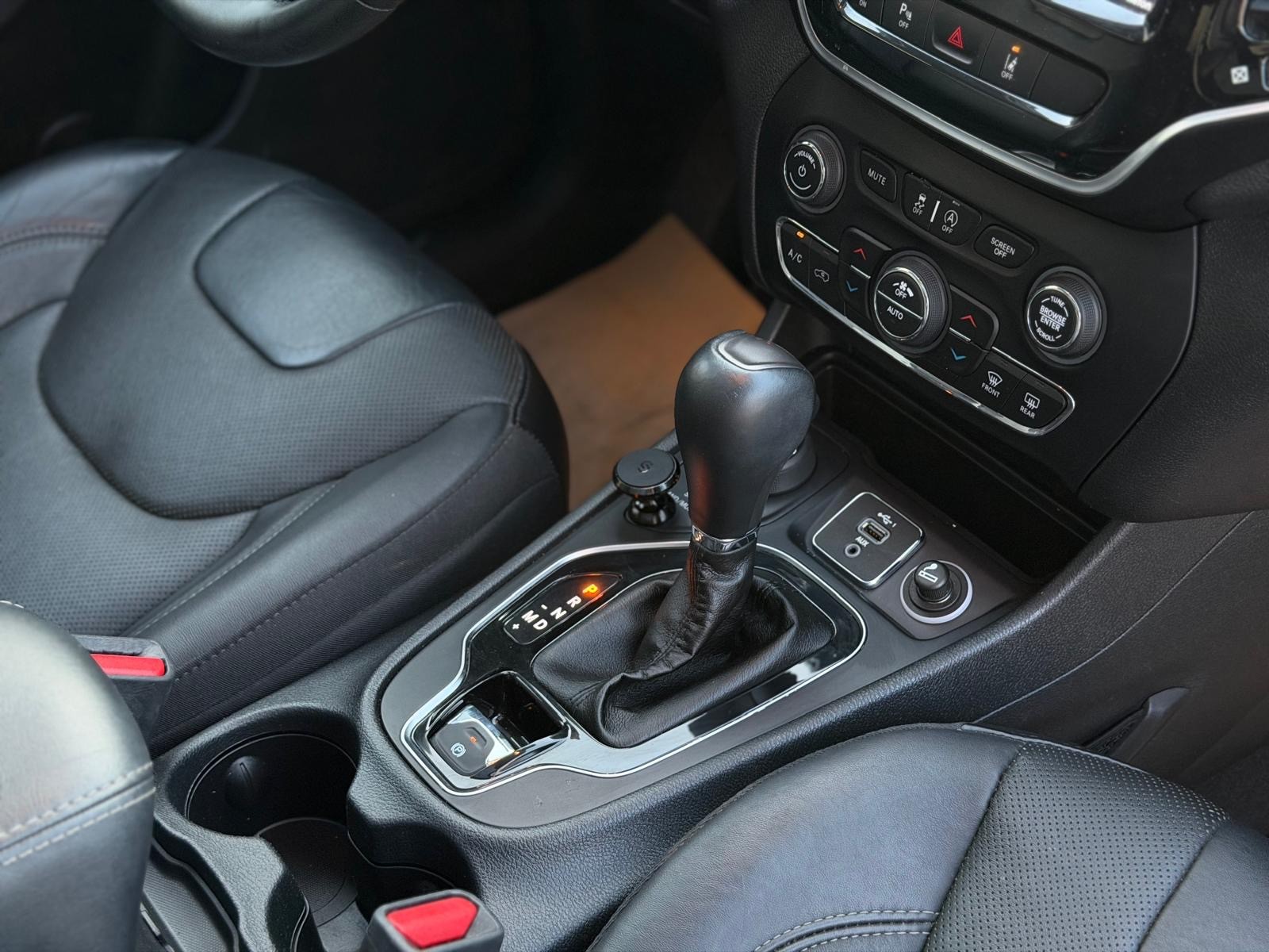 JEEP Cherokee 2.0 Limited AWD Drive I 9ATX-image-15