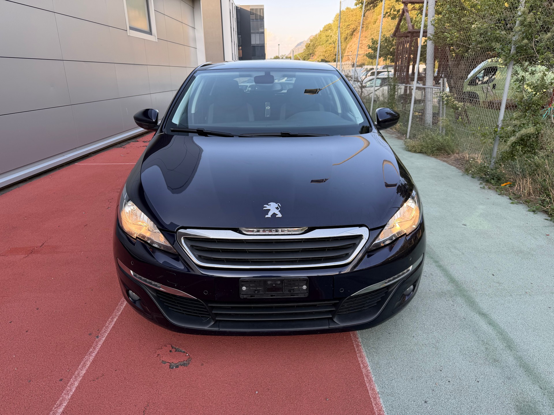 PEUGEOT 308 1.2 THP Style-image-2