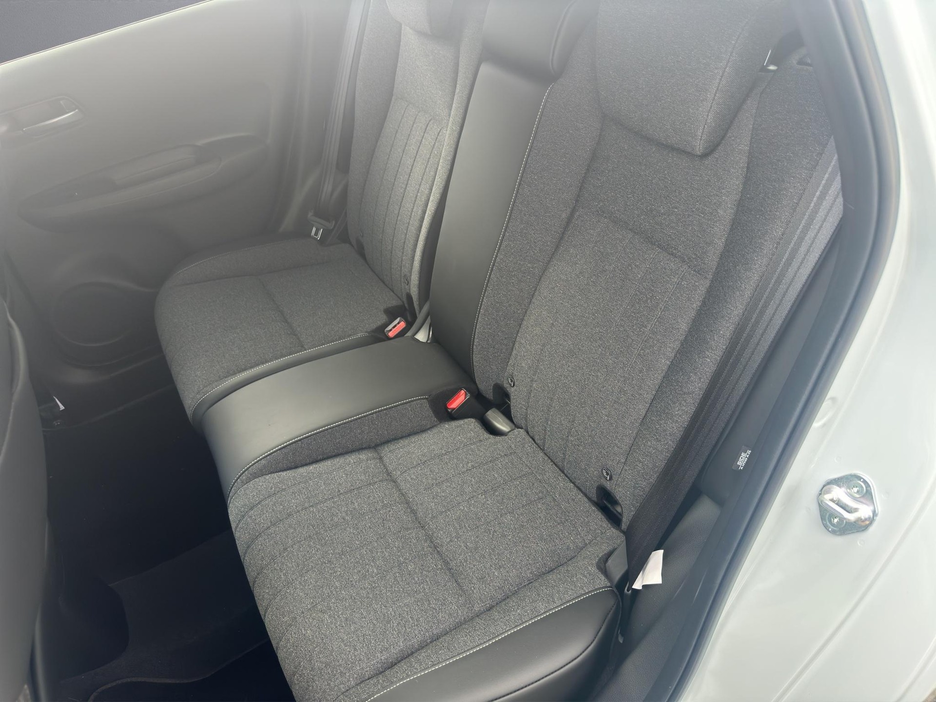 HONDA Jazz 1.5 i-MMD Advance-image-12