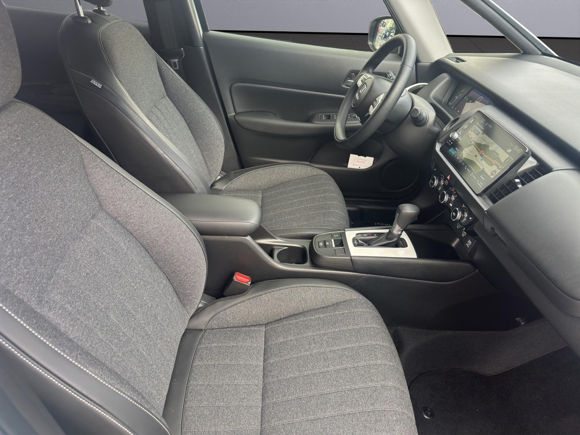 HONDA Jazz 1.5 i-MMD Advance-image-15