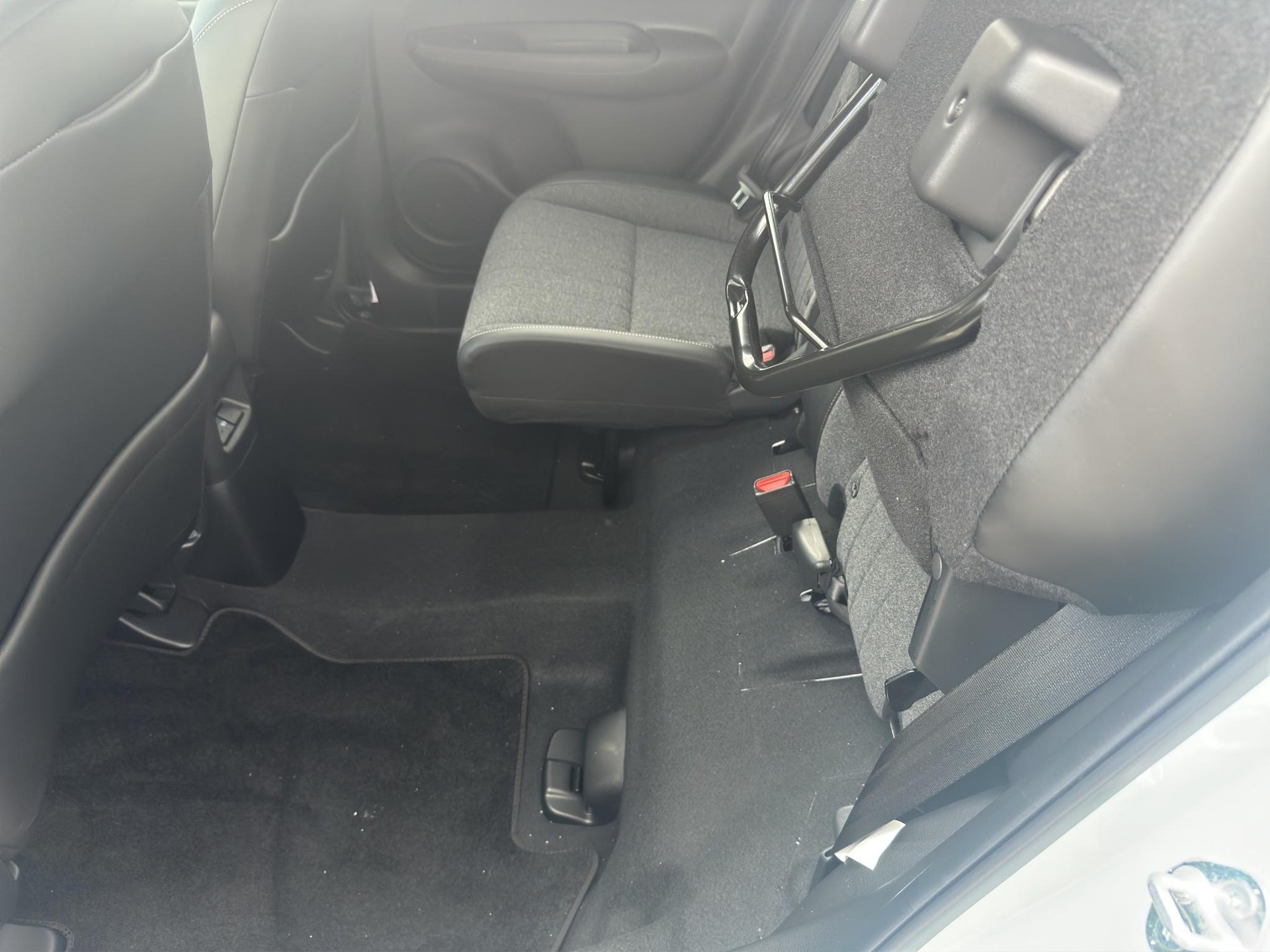HONDA Jazz 1.5 i-MMD Advance-image-18