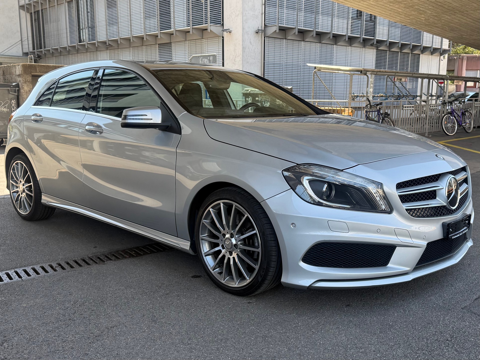 MERCEDES-BENZ A 250 AMG Line 4Matic 7G-DCT