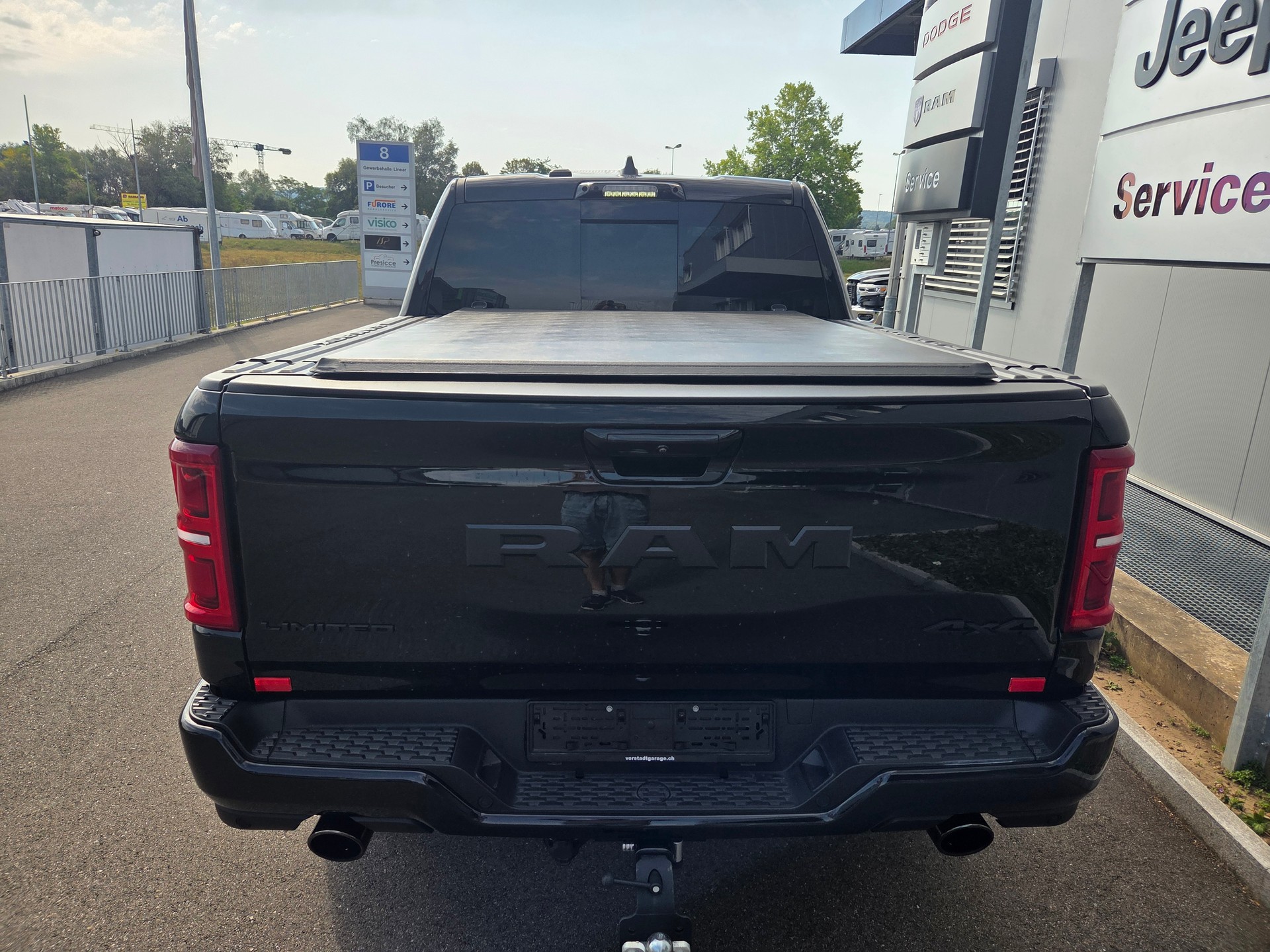DODGE Ram 1500 3.0 I6 Hurricane Limited Night Edition 548 PS / 3.5T AHK-showroom-element-3