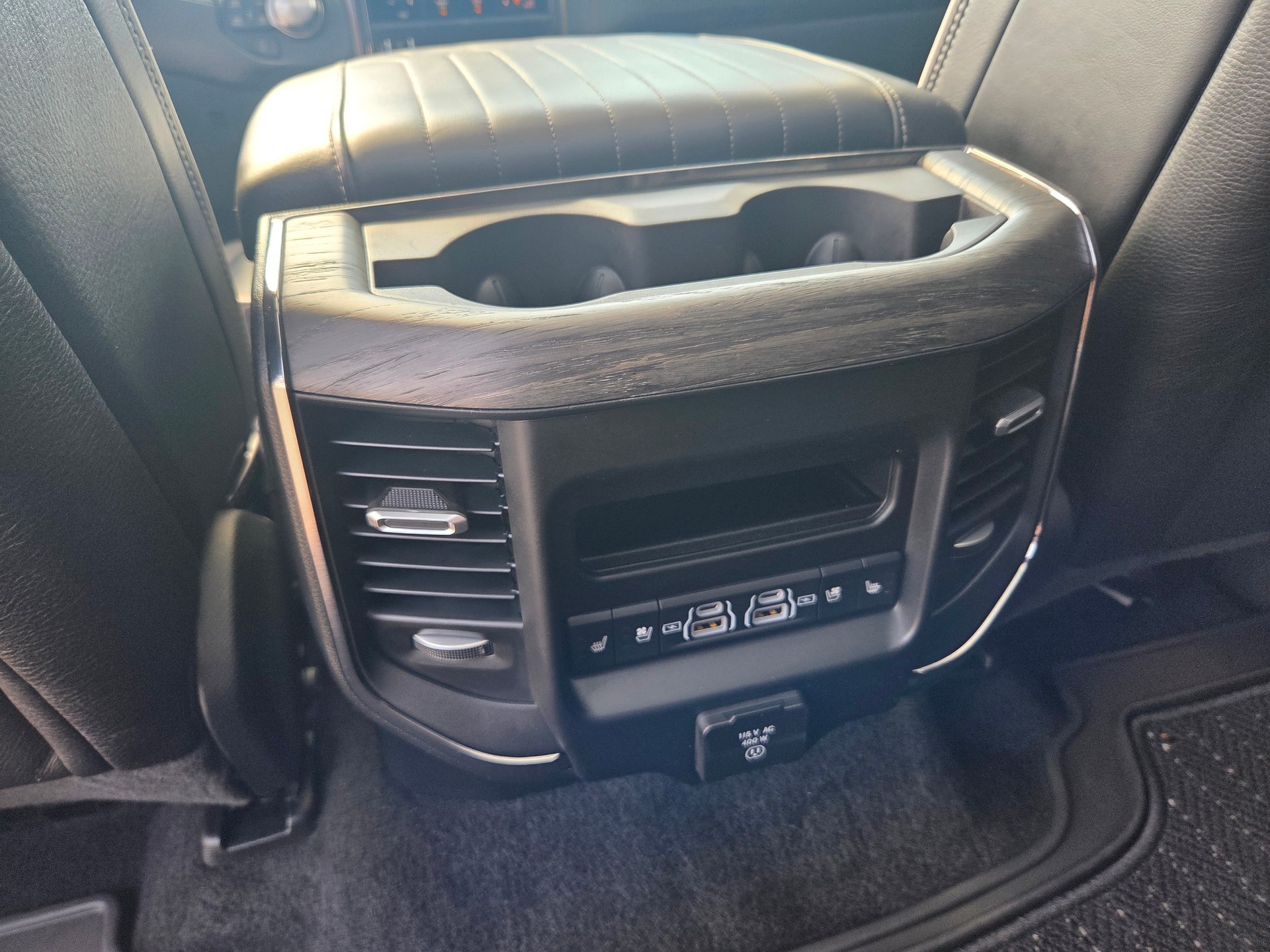 DODGE Ram 1500 3.0 I6 Hurricane Limited Night Edition 548 PS / 3.5T AHK-image-12