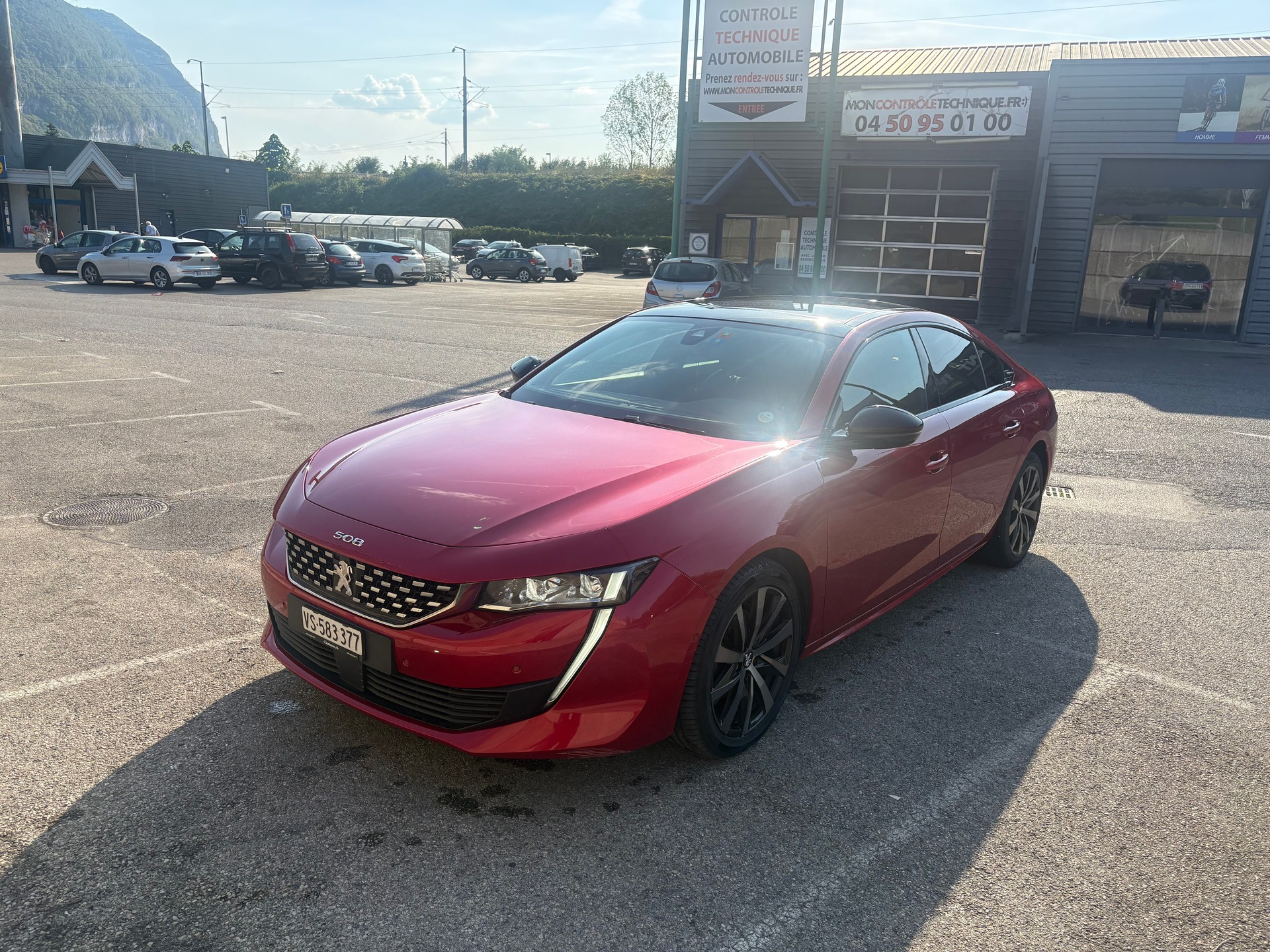 PEUGEOT 1.5 BlueHDi GT Line