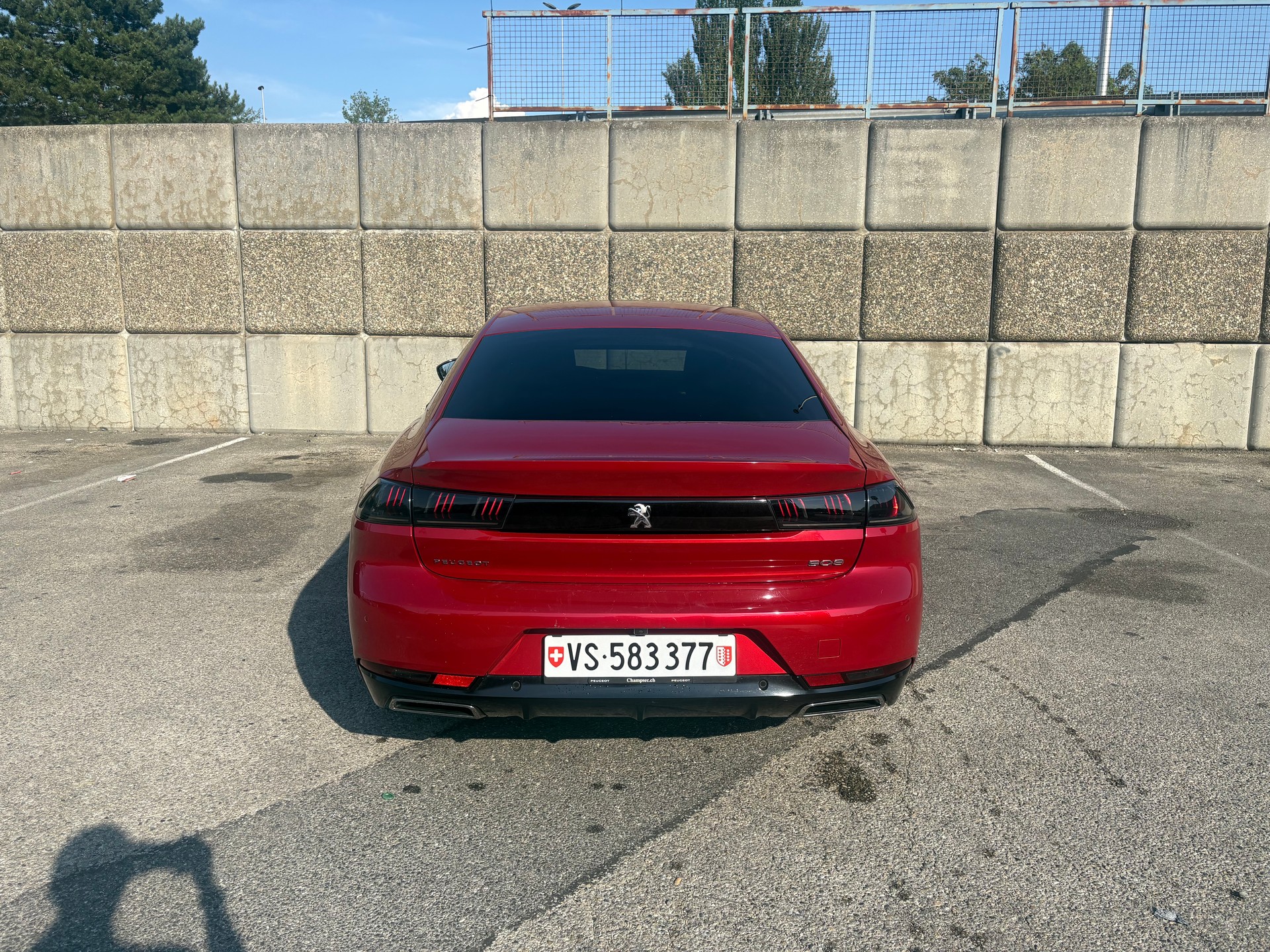 PEUGEOT 1.5 BlueHDi GT Line-image-3