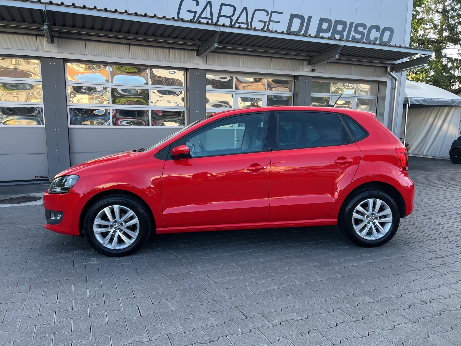 VW Polo 1.2 TSI Comfortline-showroom-element-1