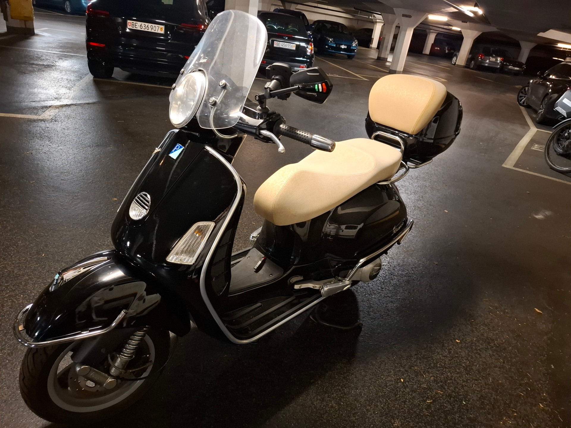 PIAGGIO Vespa GTS 250 i.e.-image-0