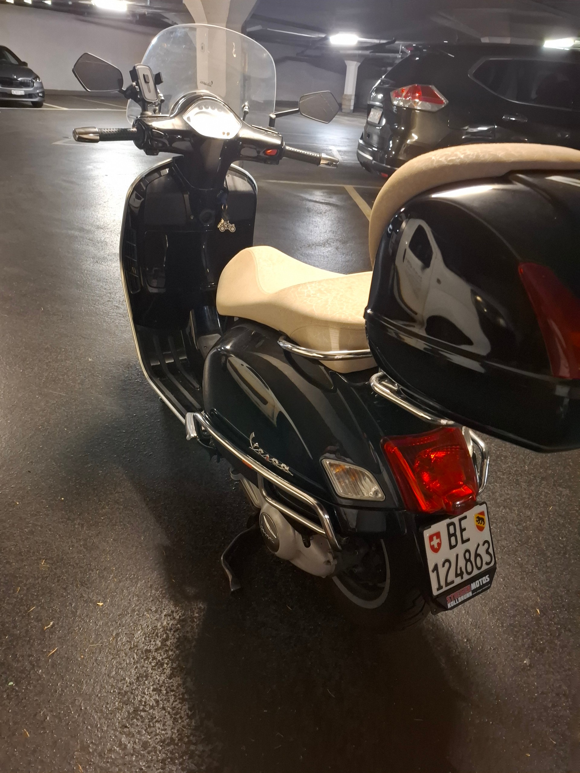 PIAGGIO Vespa GTS 250 i.e.-image-2