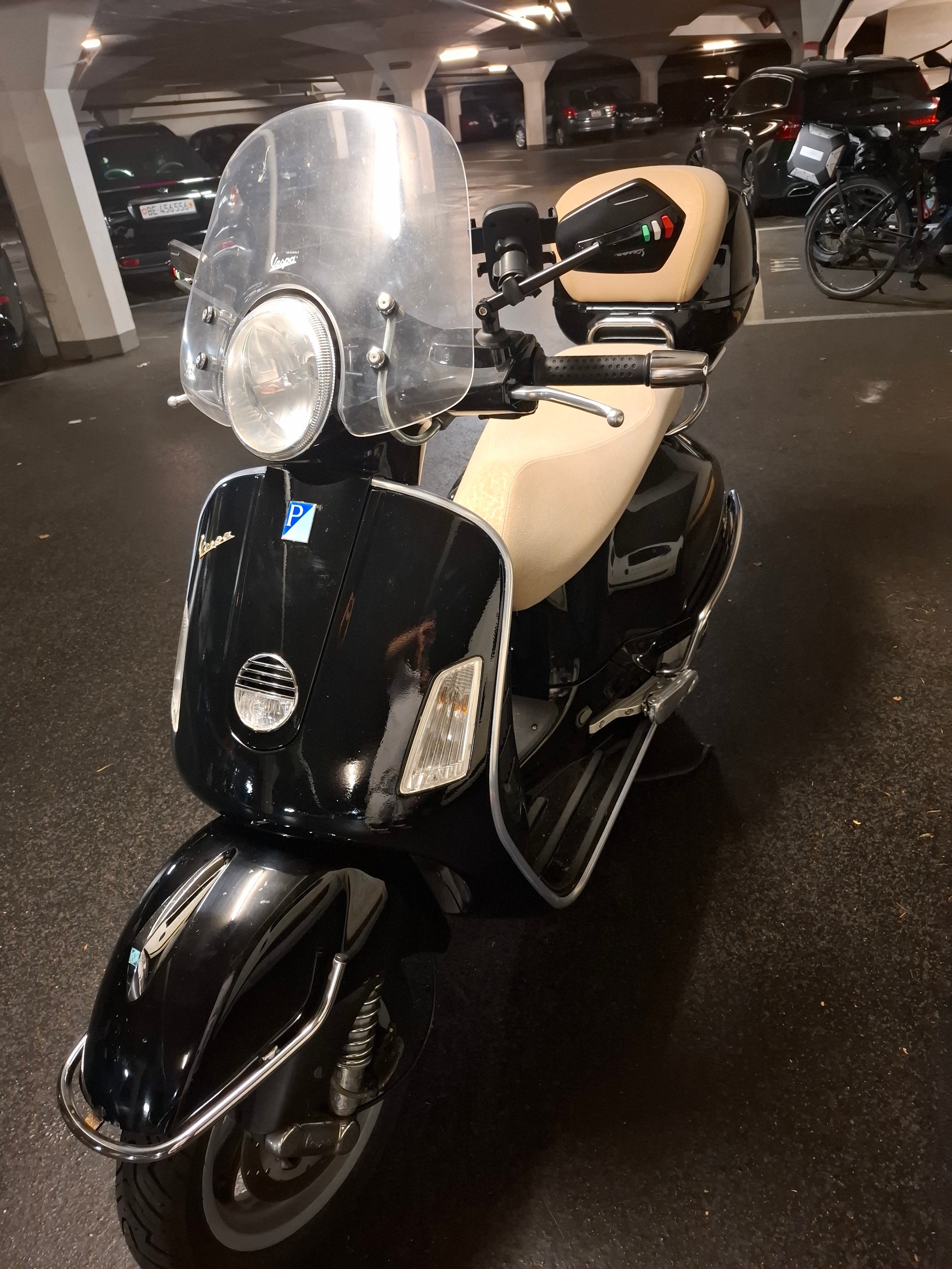 PIAGGIO Vespa GTS 250 i.e.-image-5