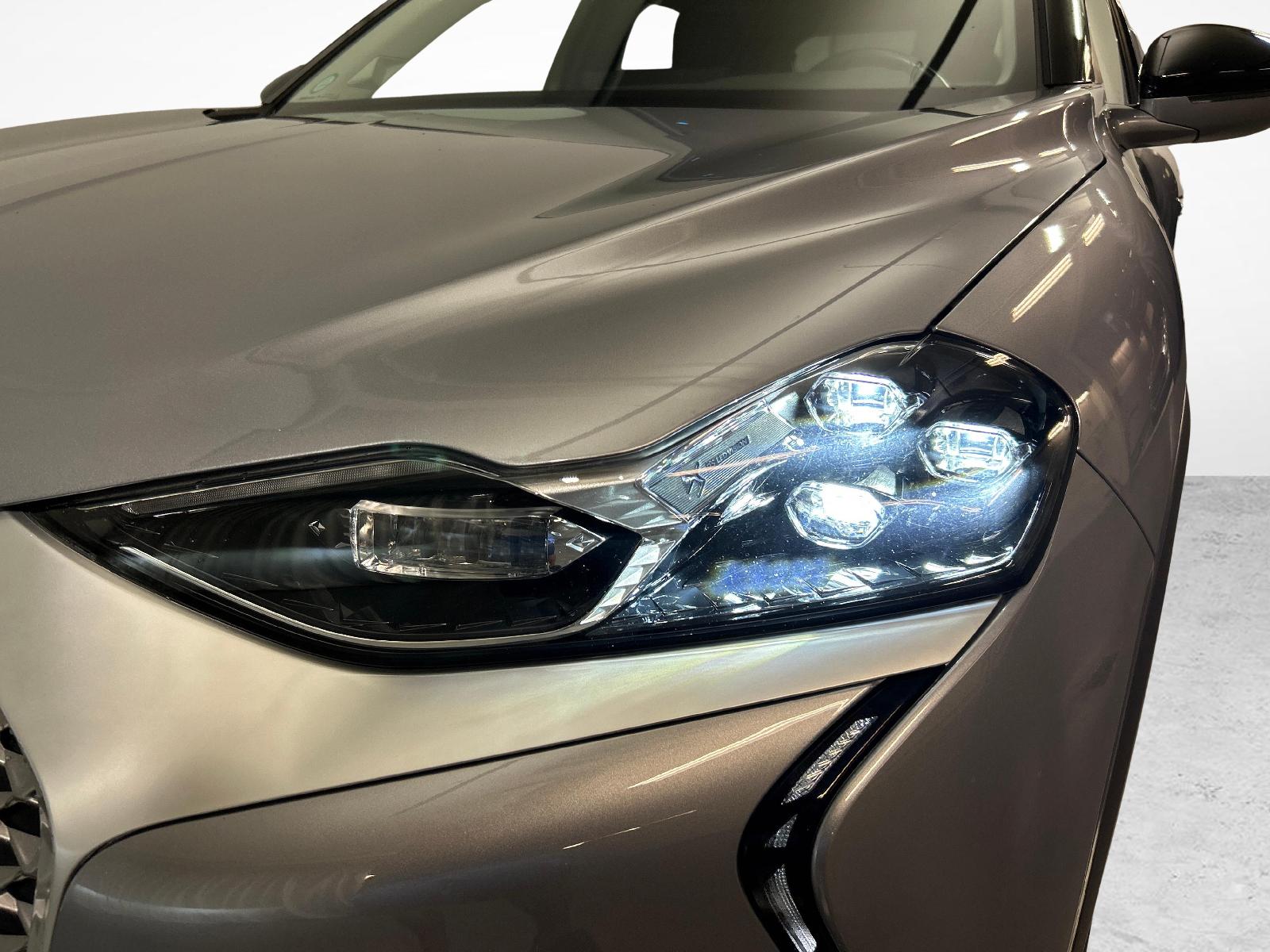 DS AUTOMOBILES 3 Crossback E-Tense So Chic-image-15